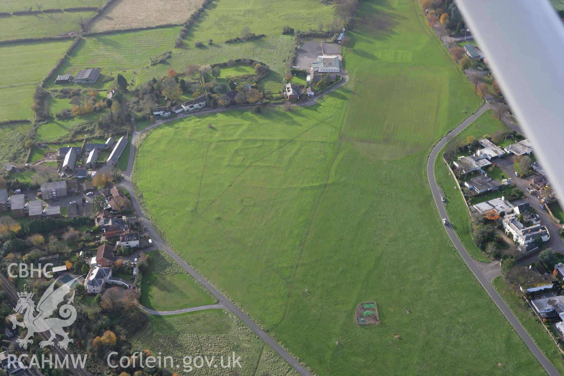 RCAHMW colour oblique photograph of Romano-British Farmstead, settlement earthworks, Dinas Powy Common. Taken by Toby Driver on 12/11/2008.