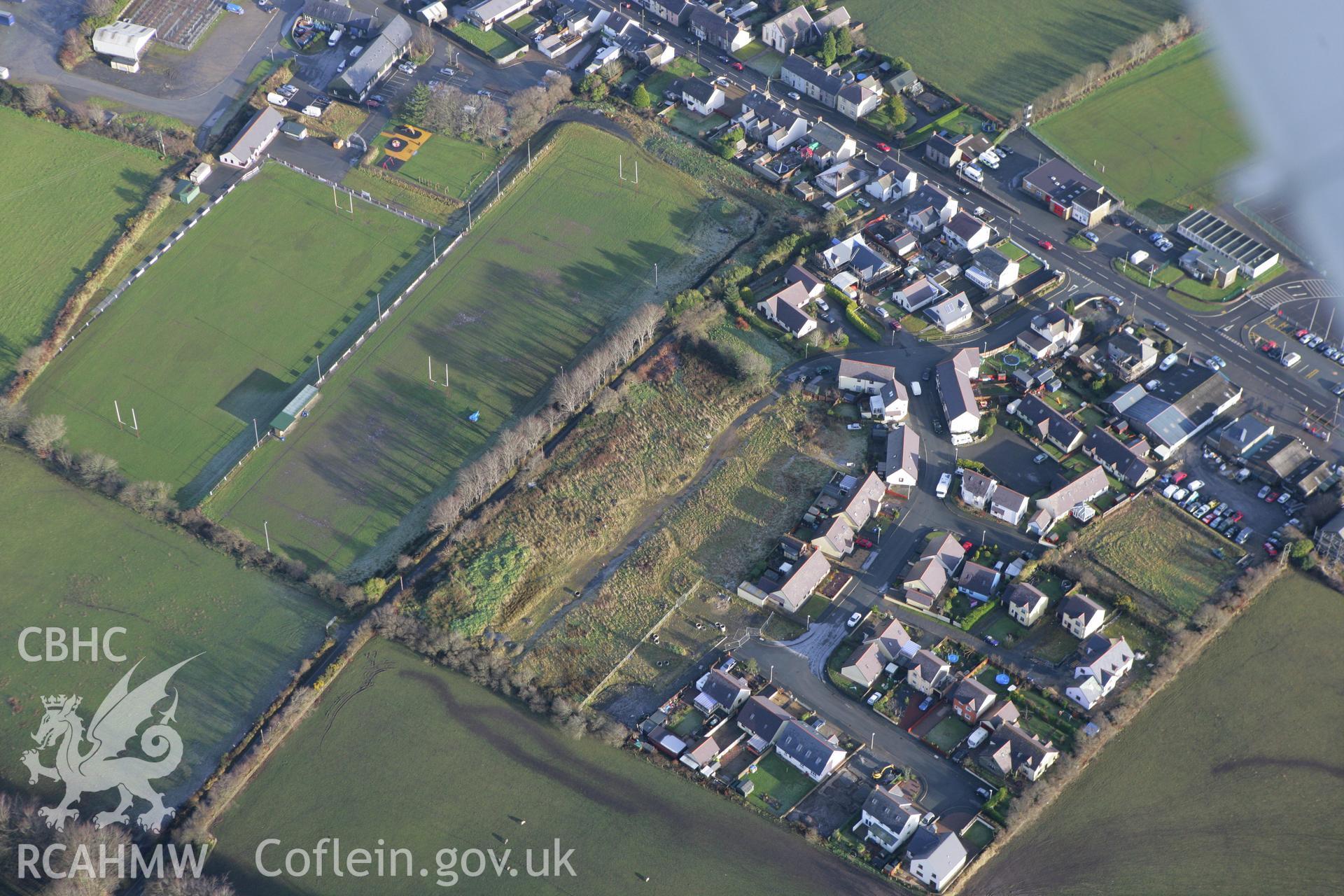 RCAHMW colour oblique photograph of Crug Bach, Crymych. Taken by Toby Driver on 15/12/2008.