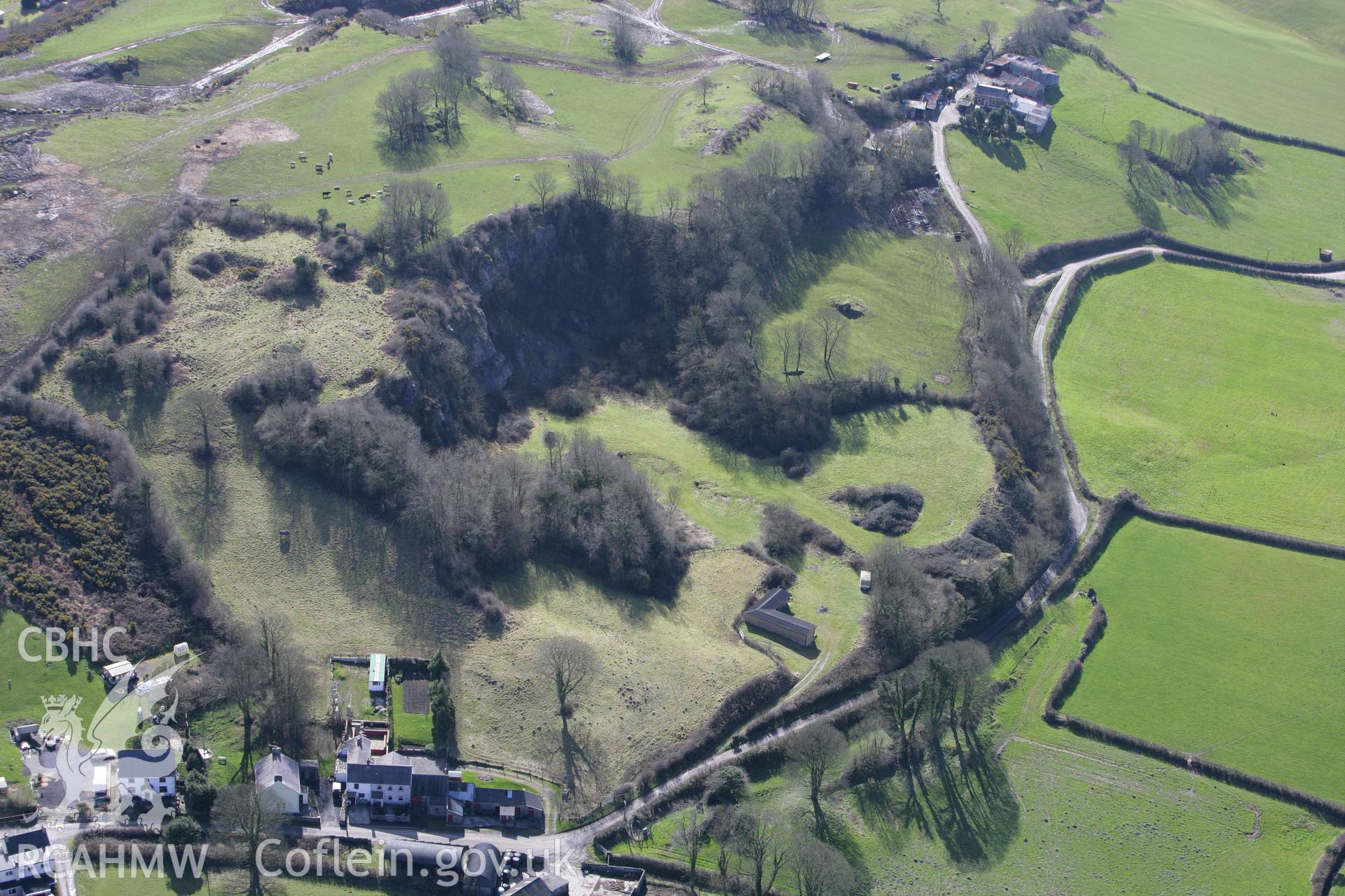 RCAHMW colour oblique photograph of Limekilns at Penymynydd, Pedair Heol. Taken by Toby Driver on 04/03/2008.