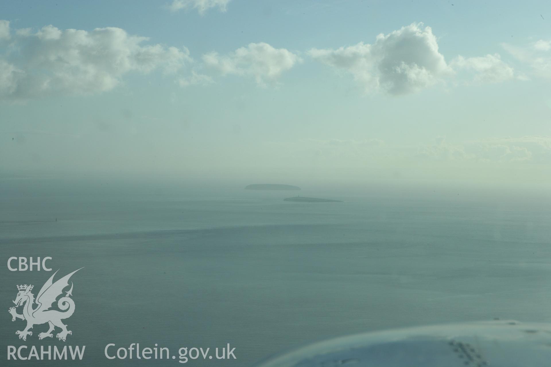 RCAHMW colour oblique photograph of Flat Holm and Steep Holm, from the north. Taken by Toby Driver on 12/11/2008.