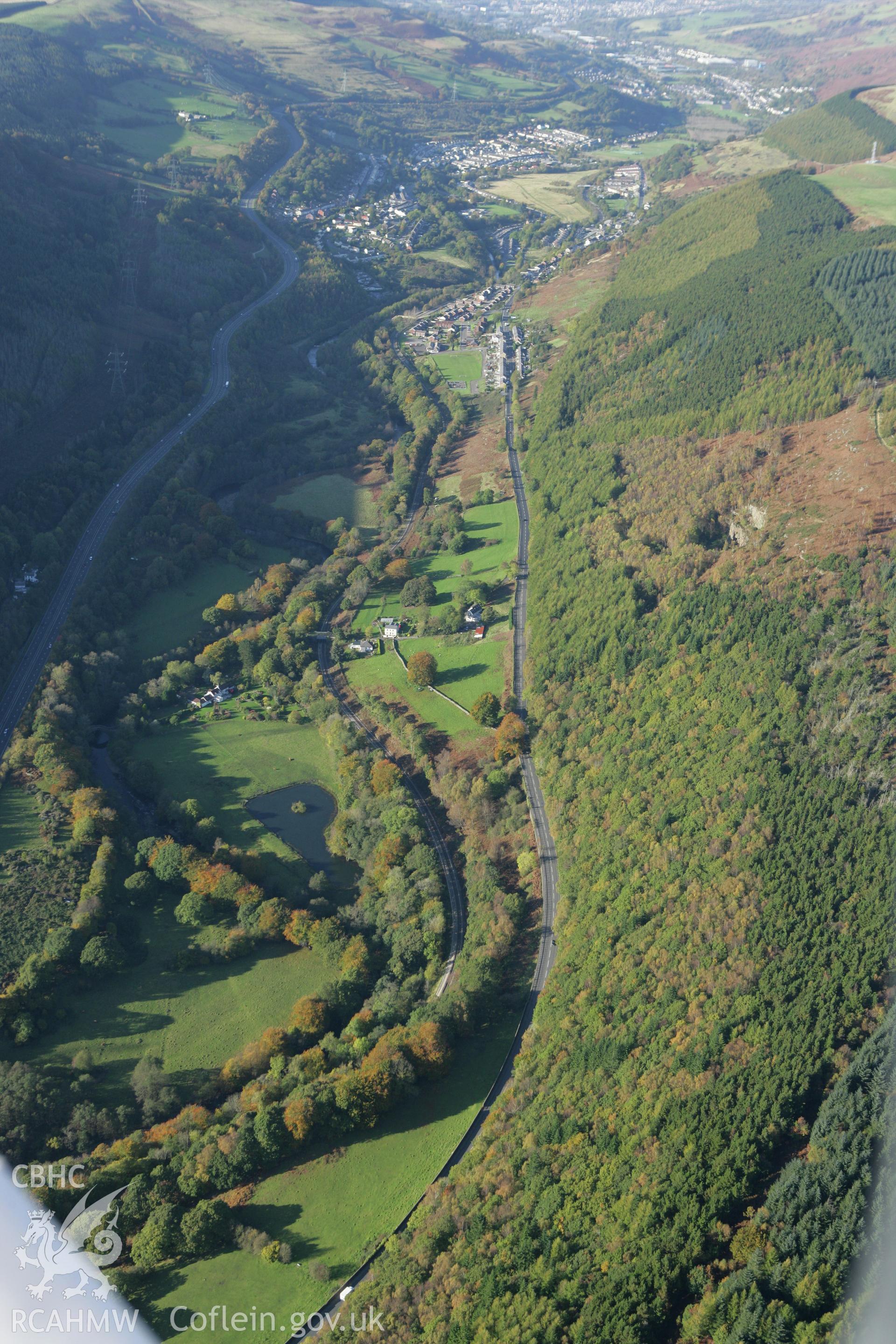 RCAHMW colour oblique photograph of Merthyr Tramroad. Taken by Toby Driver on 16/10/2008.