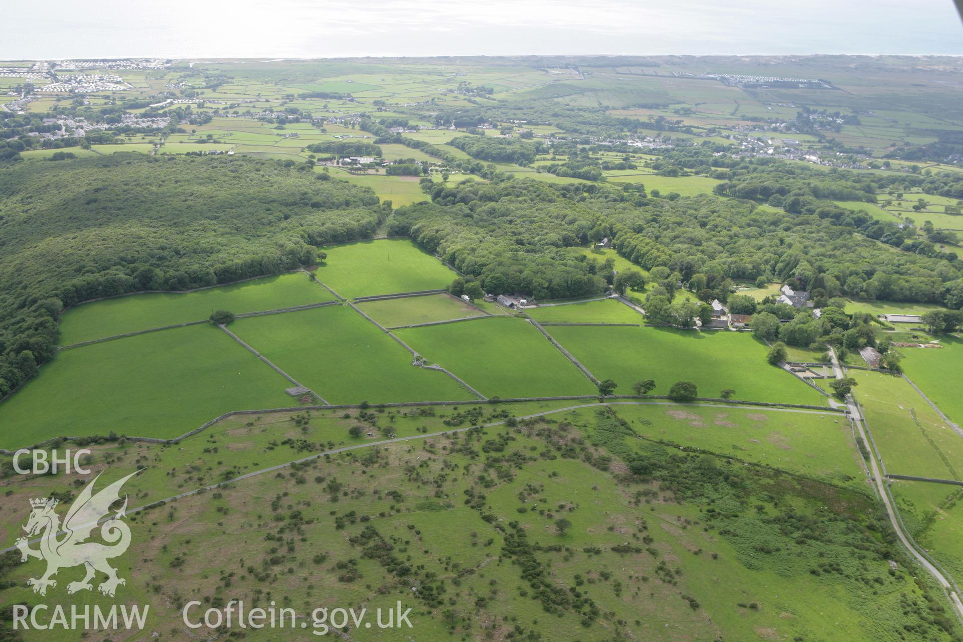 RCAHMW colour oblique photograph of Cors-y-Gedol Burial Chamber, Settlements and Field System. Taken by Toby Driver on 13/06/2008.