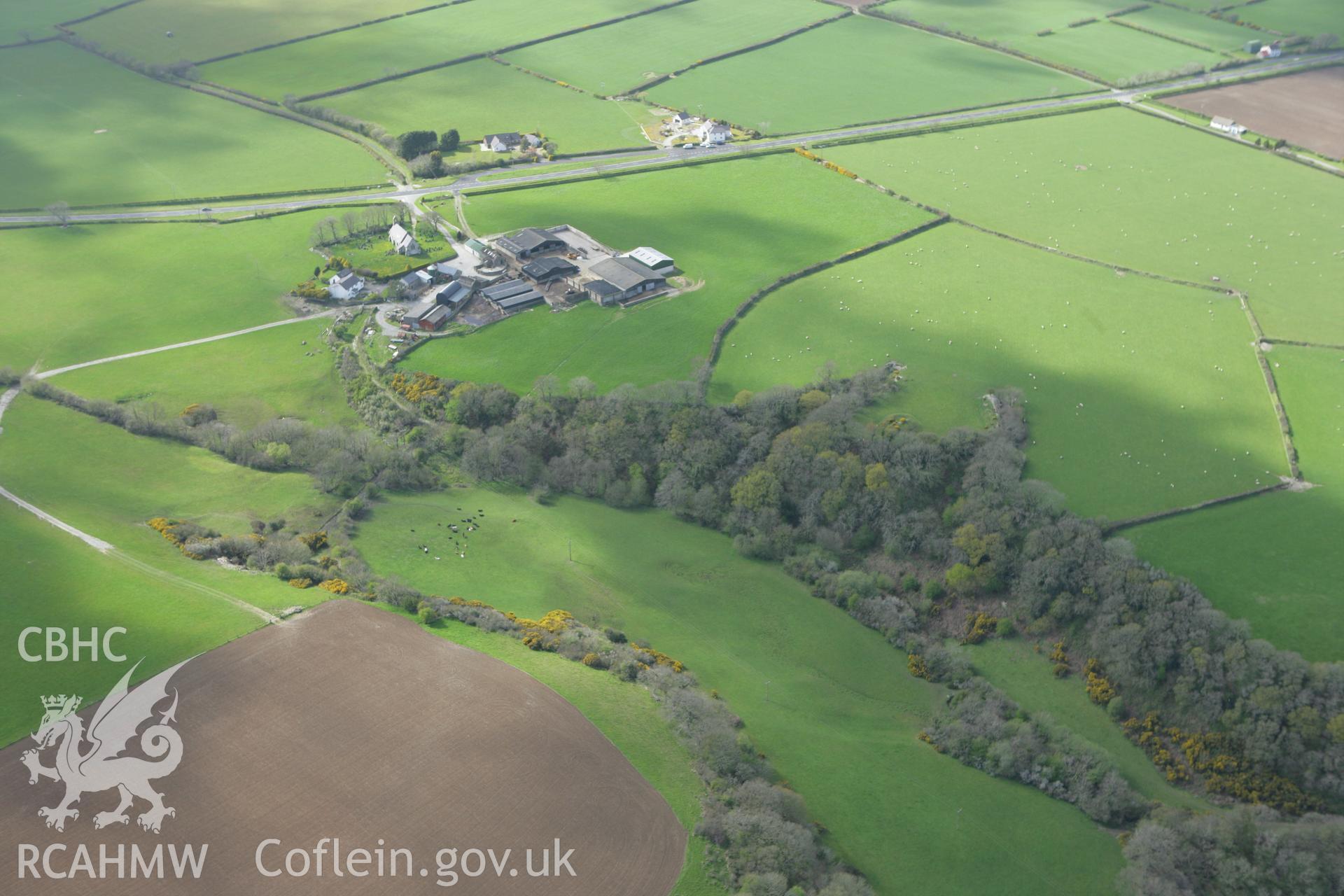 RCAHMW colour oblique photograph of Castell Pen-yr-Allt. Taken by Toby Driver on 24/04/2008.