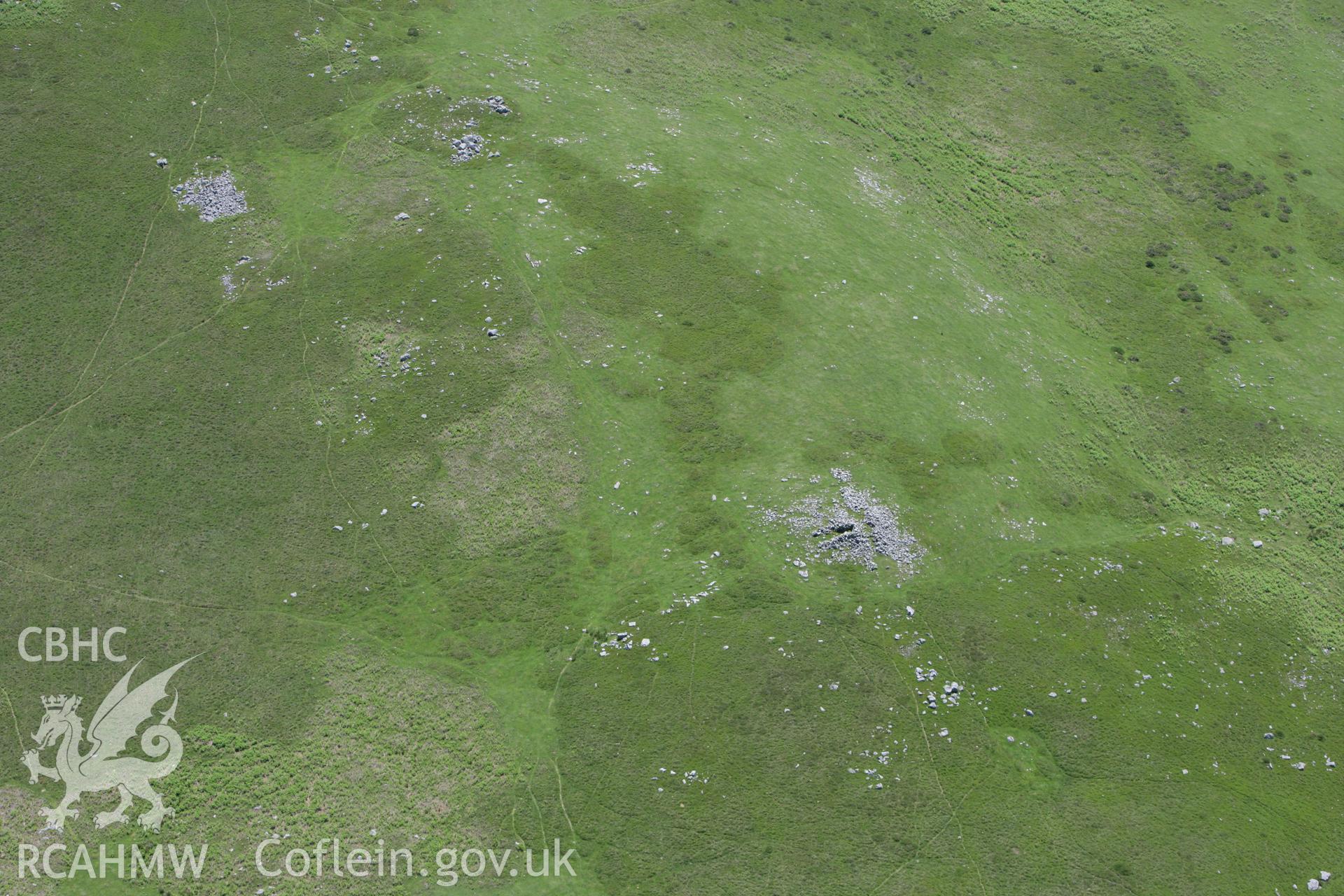 RCAHMW colour oblique photograph of Cefn Cilsanws Round Cairn. Taken by Toby Driver on 09/06/2008.