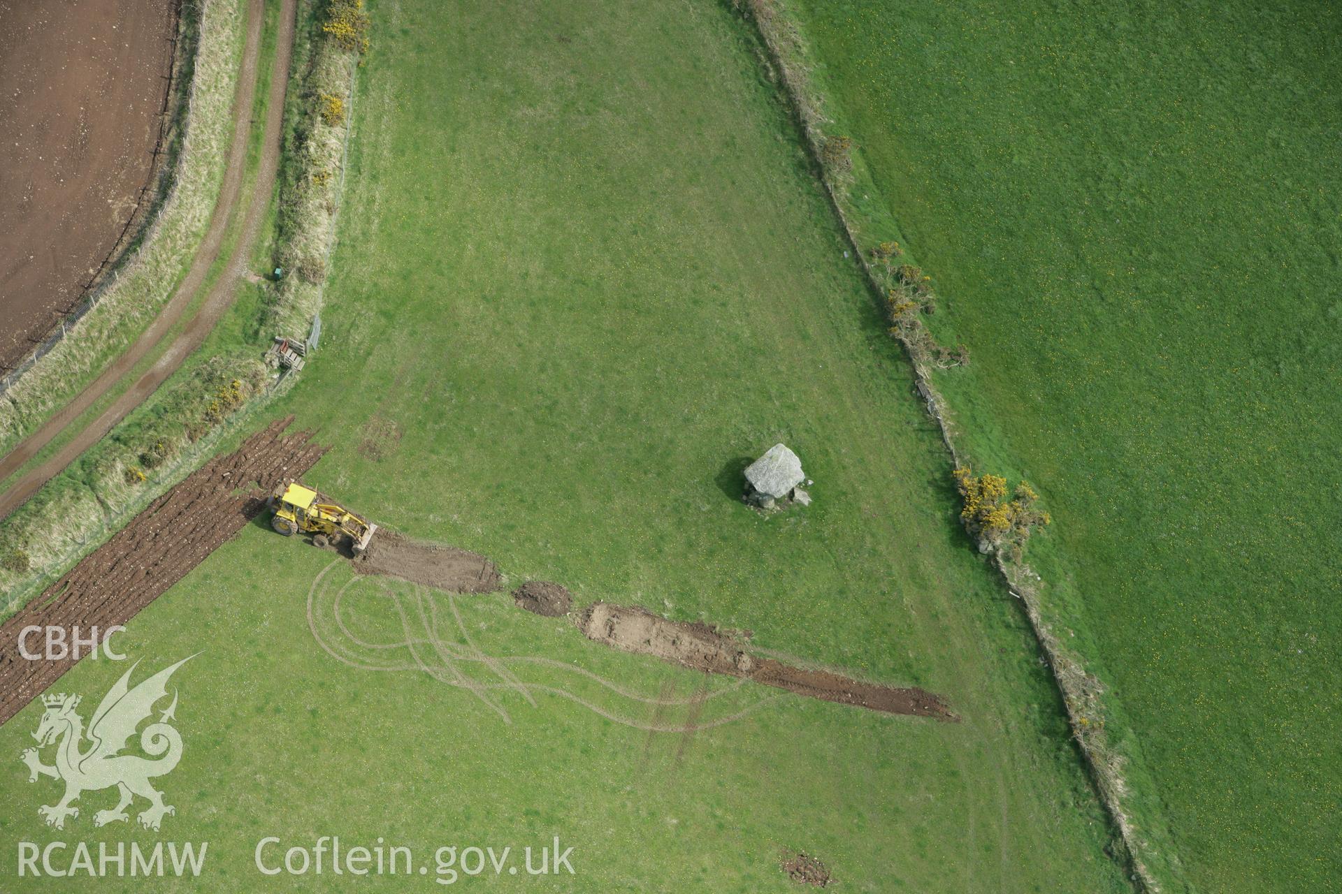 RCAHMW colour oblique photograph of Llech-y-trybedd Burial Chamber. Taken by Toby Driver on 24/04/2008.