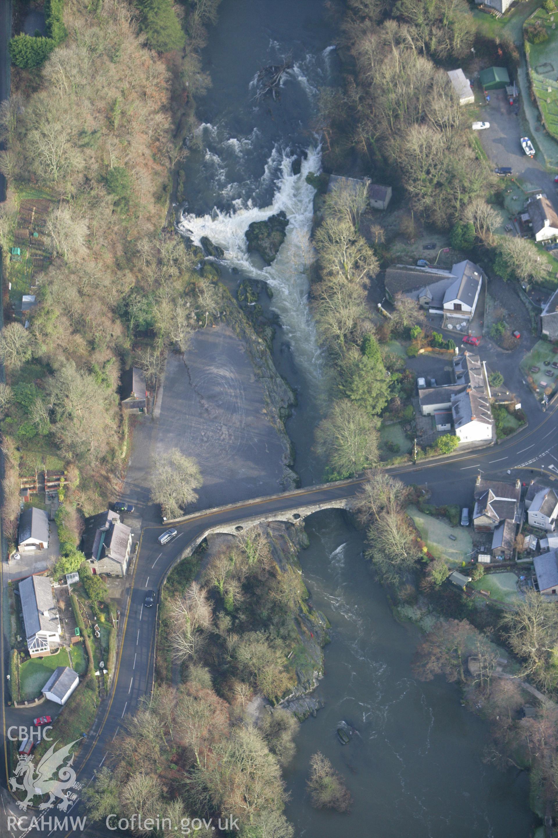 RCAHMW colour oblique photograph of Cenarth Bridge. Taken by Toby Driver on 15/12/2008.