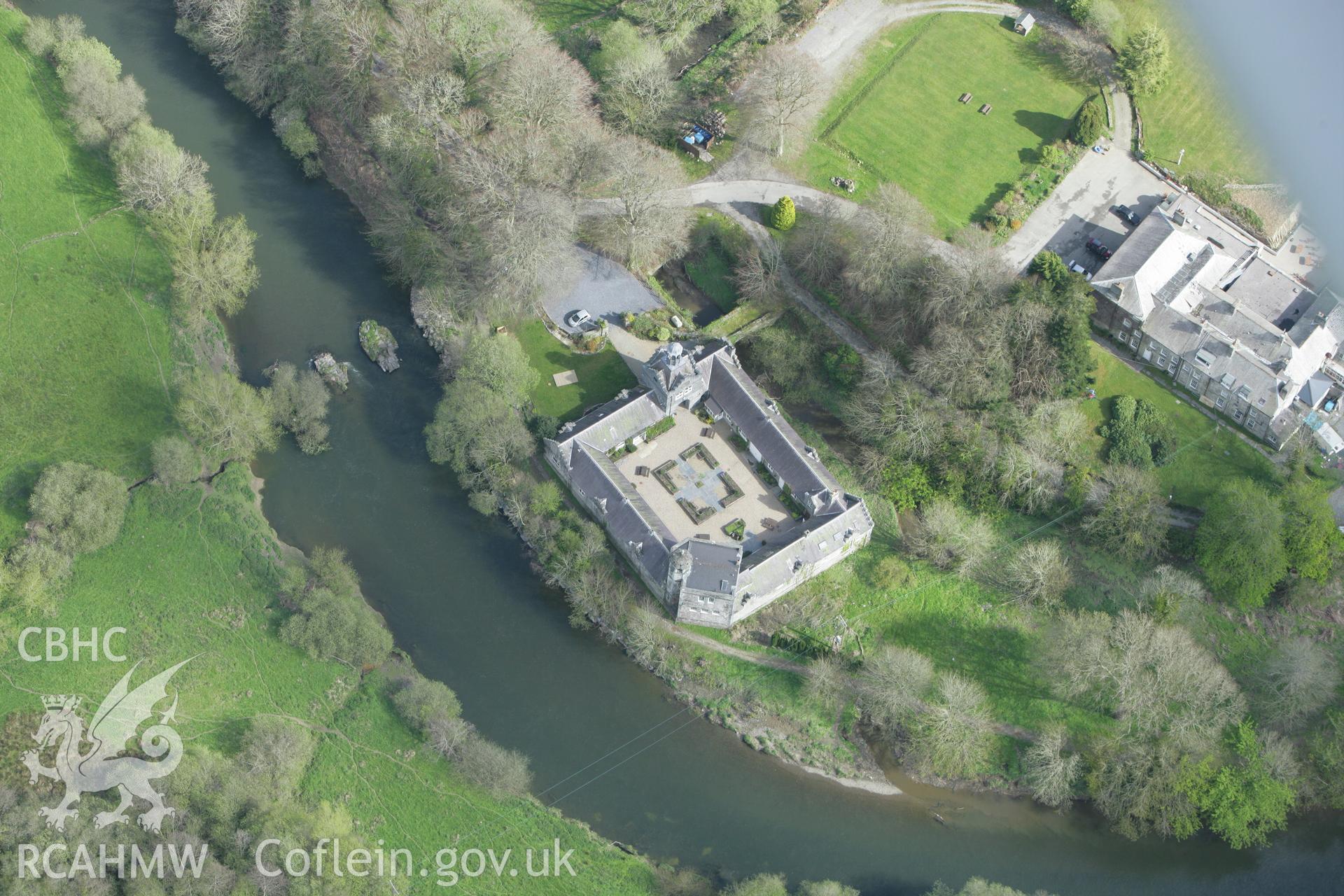 RCAHMW colour oblique photograph of Castell Malgwyn. Taken by Toby Driver on 24/04/2008.