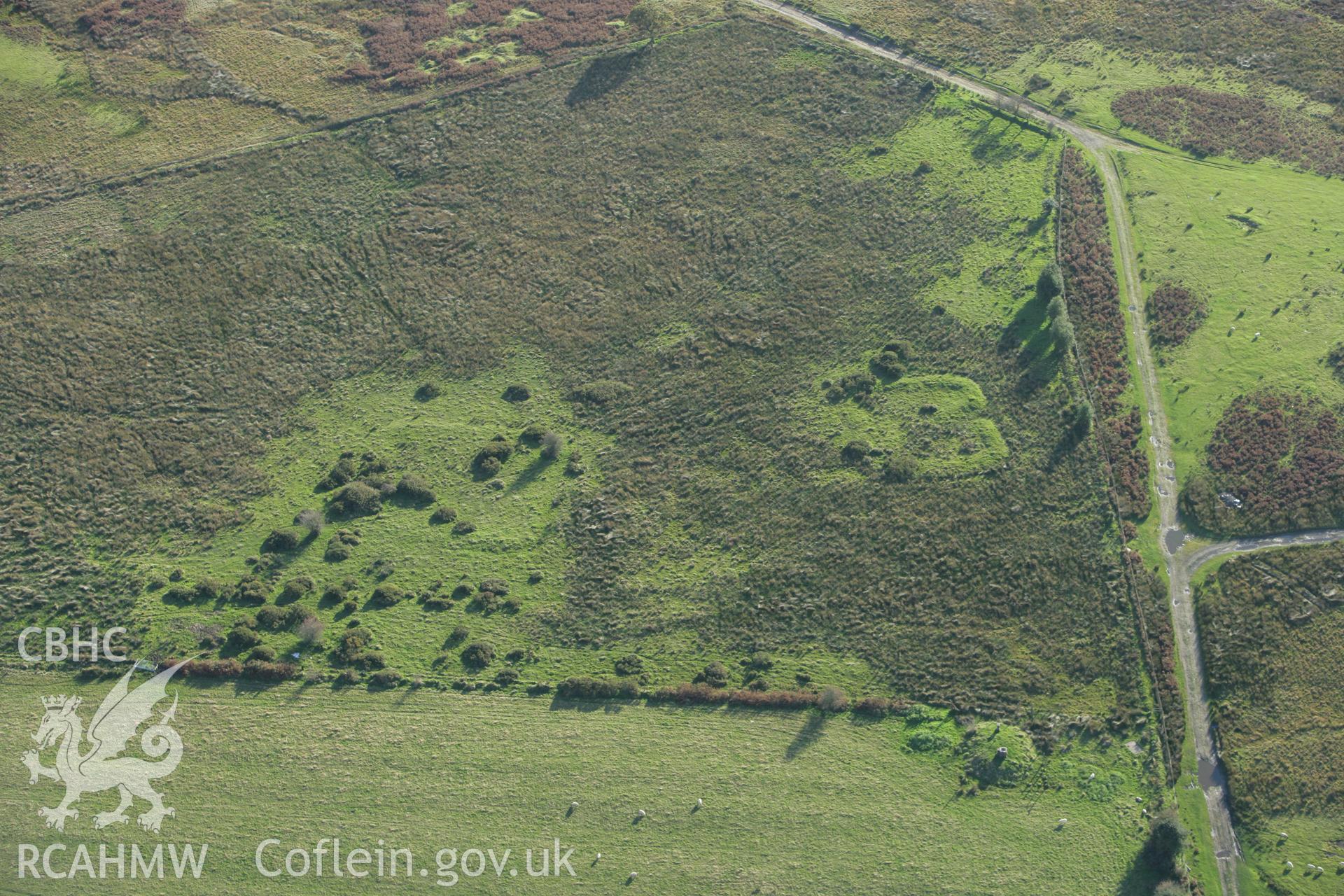 RCAHMW colour oblique photograph of Fforest Gwladys Roman Practice Camp. Taken by Toby Driver on 16/10/2008.