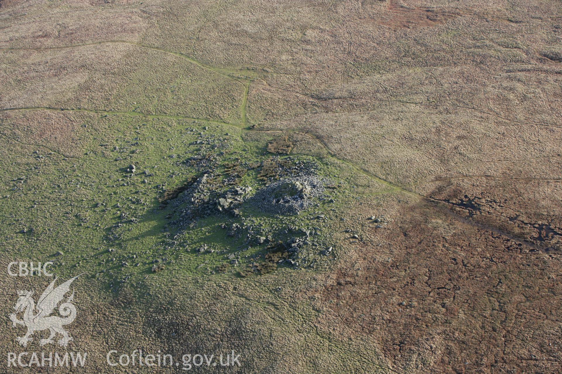 RCAHMW colour oblique photograph of Bedd Arthur. Taken by Toby Driver on 15/12/2008.