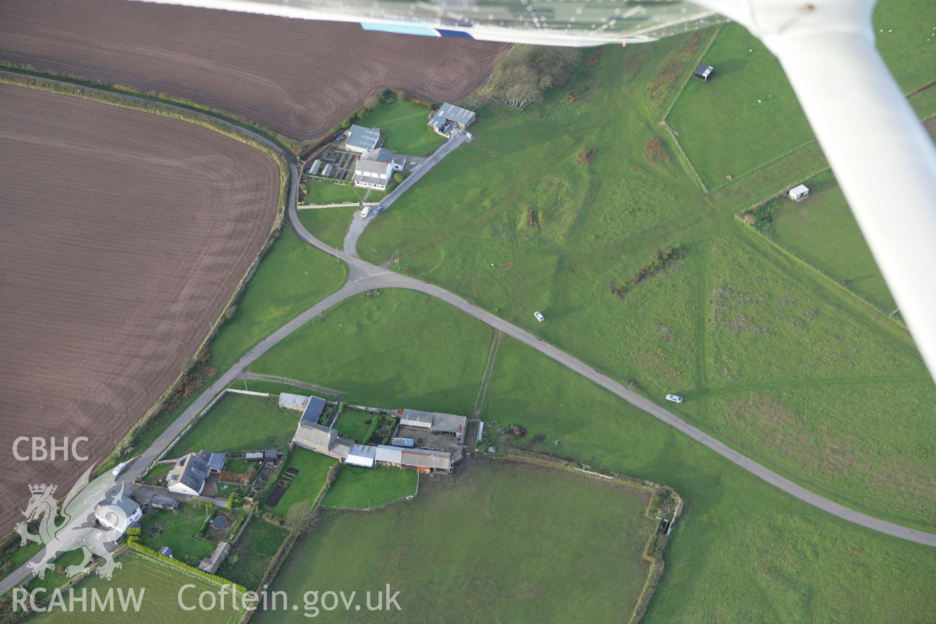 RCAHMW colour oblique photograph of Heol-y-Mynydd Pillow Mounds. Taken by Toby Driver on 12/11/2008.