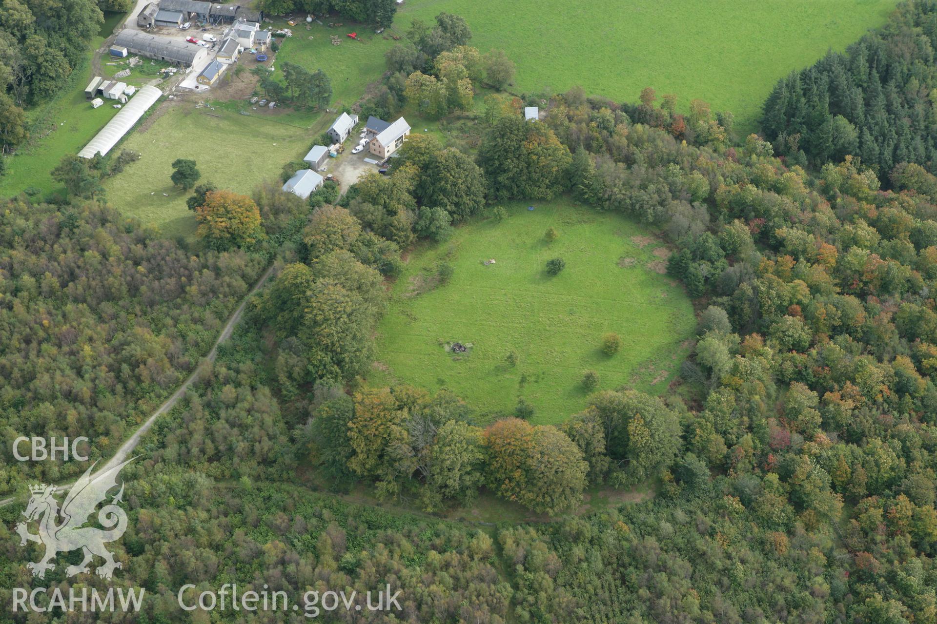 RCAHMW colour oblique photograph of Castle Ring. Taken by Toby Driver on 10/10/2008.