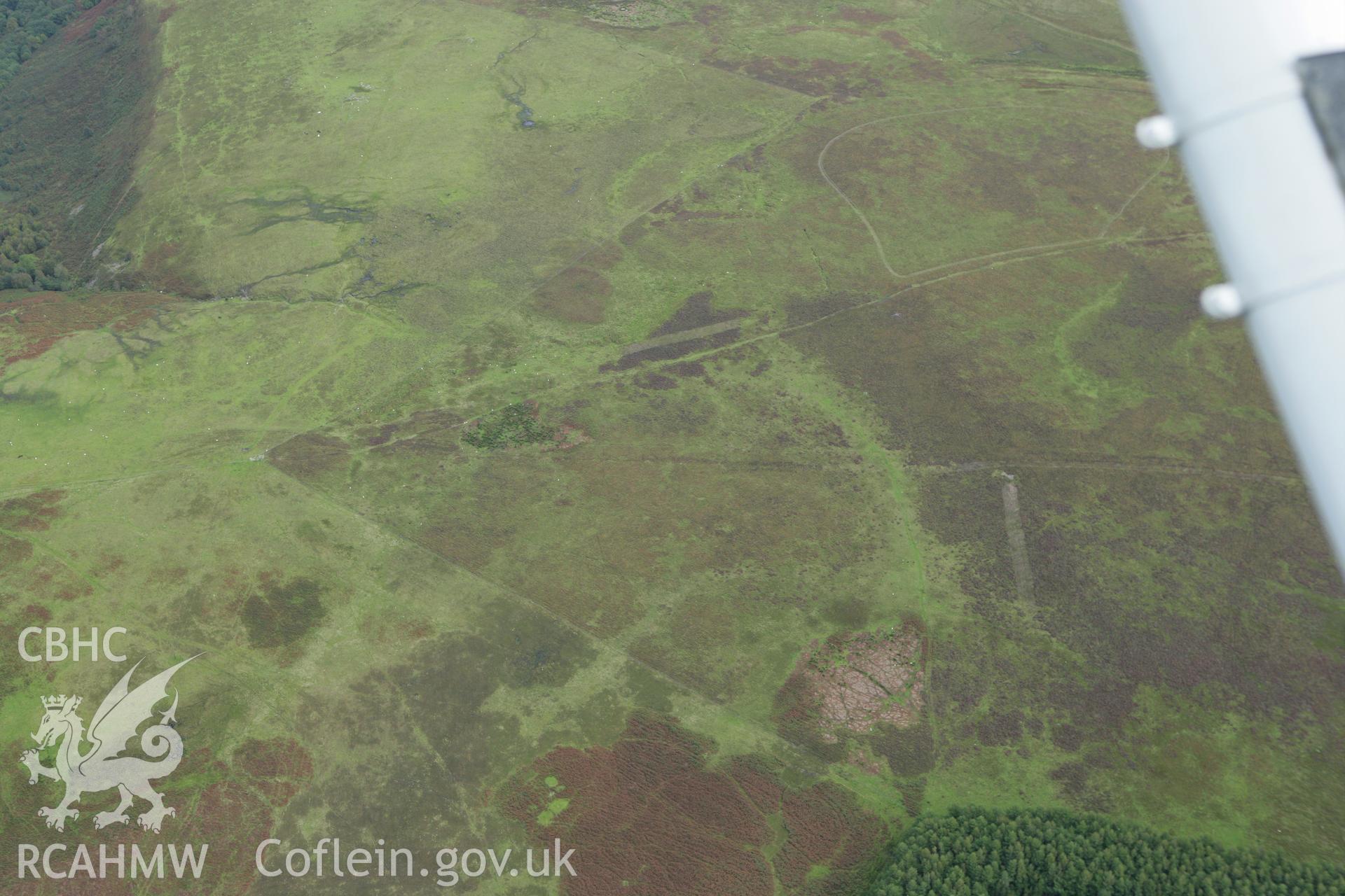 RCAHMW colour oblique photograph of Rhos-Gwawr Cairnfield. Taken by Toby Driver on 12/09/2008.