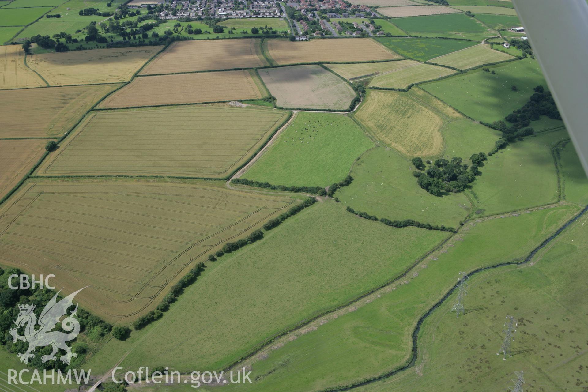 RCAHMW colour oblique photograph of Flemingston, settlement earthworks. Taken by Toby Driver on 21/07/2008.