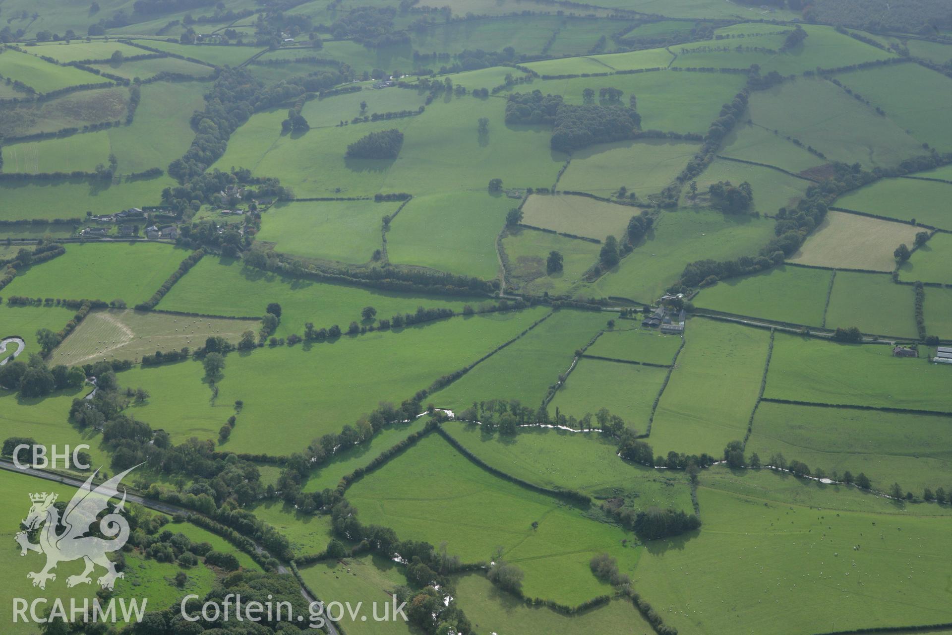 RCAHMW colour oblique photograph of Offa's Dyke, section from Whitton-Prestinge road to River Lugg and from Yew Tree farm to quarries NE of Granner Wood. Taken by Toby Driver on 10/10/2008.