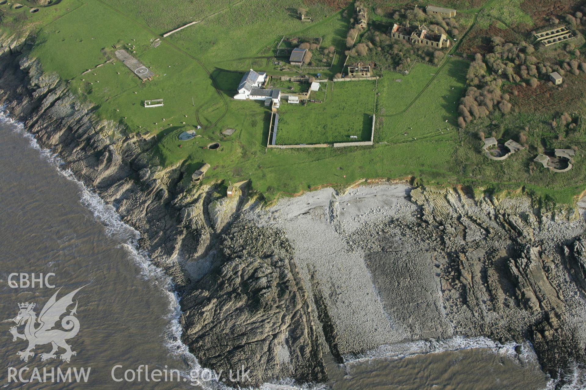 RCAHMW colour oblique photograph of Flat Holm Grange with Coastal and Anti-aircraft Defences, Flat Holm. Taken by Toby Driver on 12/11/2008.