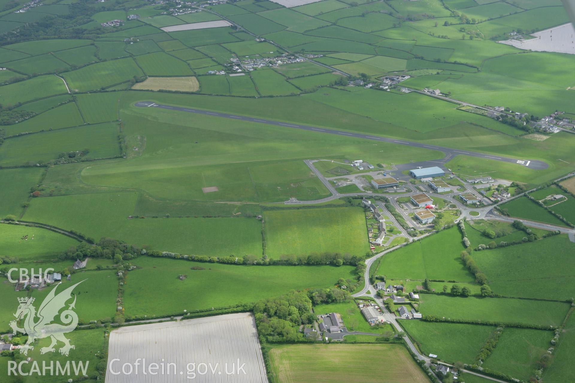 RCAHMW colour oblique photograph of Aberporth Airfield with pillboxes, Blaenanerch. Taken by Toby Driver on 20/05/2008.