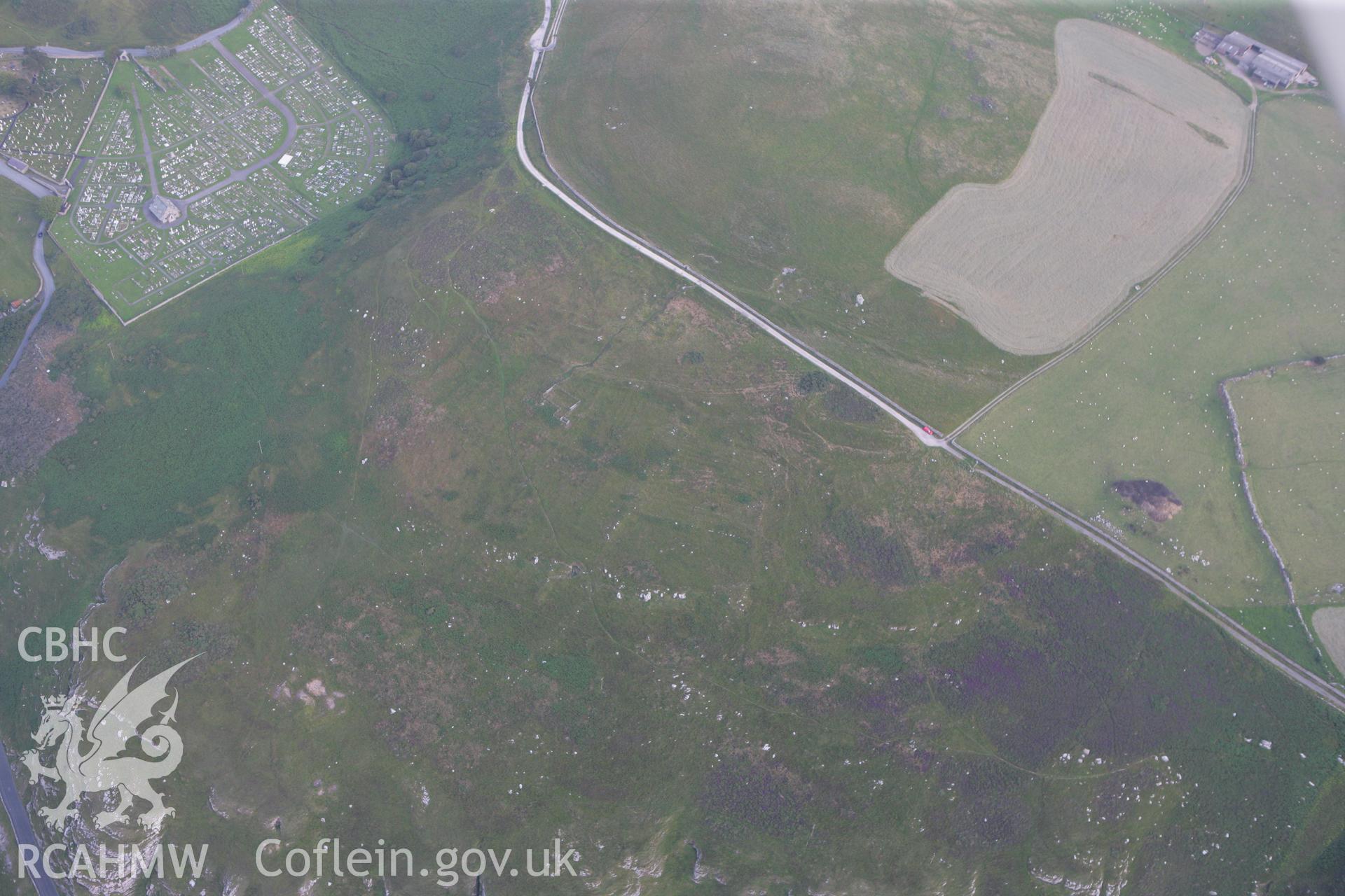 RCAHMW colour oblique photograph of Hwylfa'r Stone Alignment, Great Orme. Taken by Toby Driver on 24/07/2008.