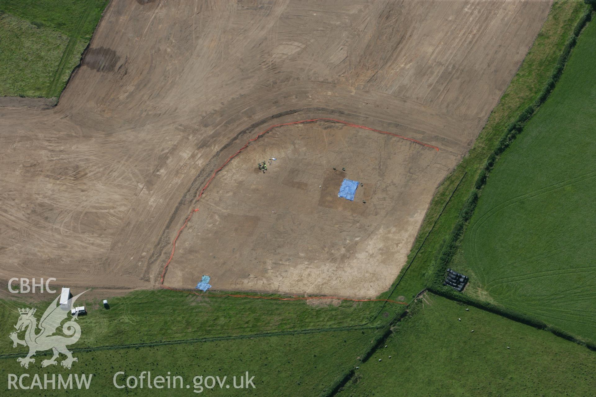 RCAHMW colour oblique photograph of Mosshall Neolithic Settlement, Gresford, under excavation by Clwyd Powys Archaeological Trust. Taken by Toby Driver on 01/07/2008.