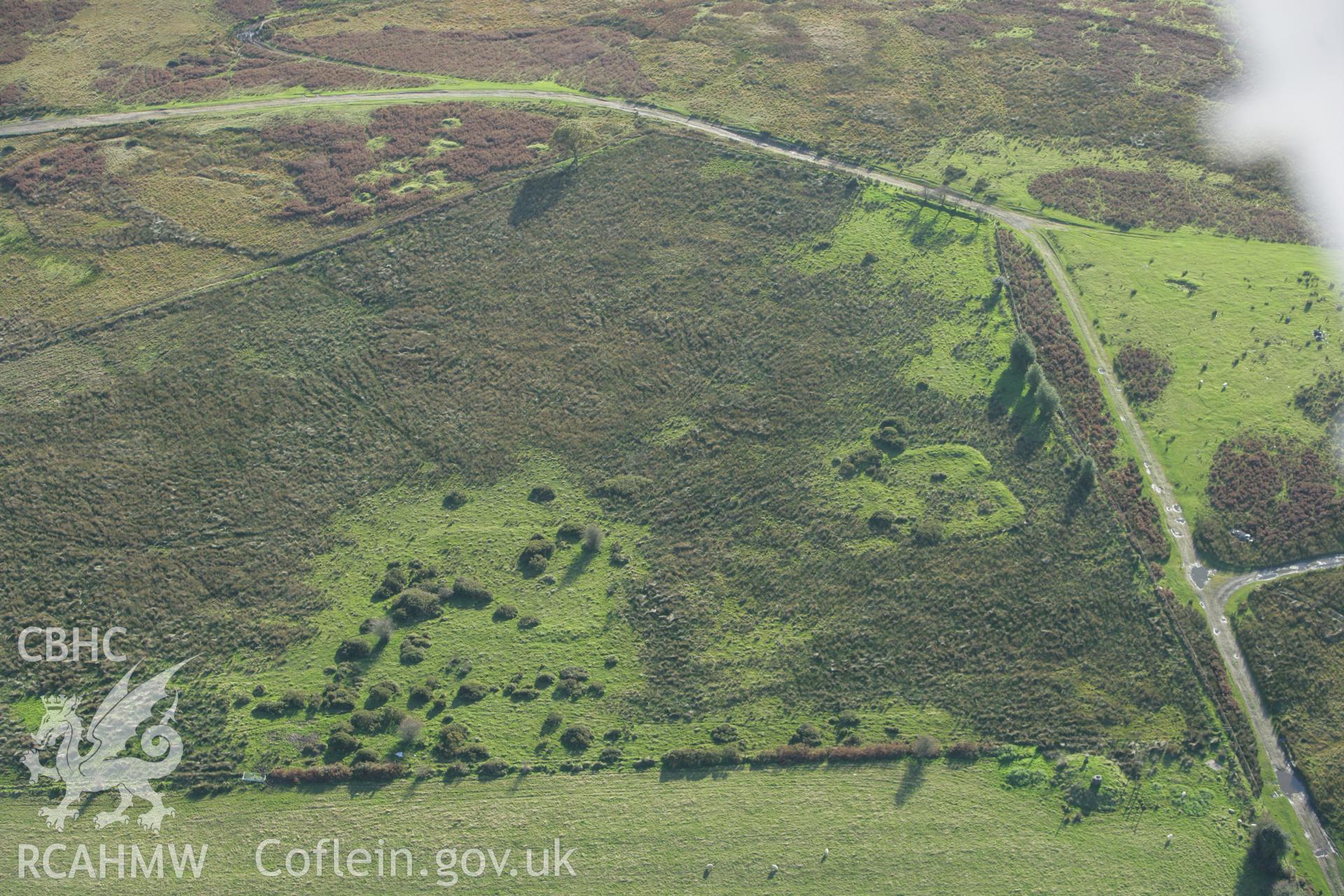 RCAHMW colour oblique photograph of Fforest Gwladys Roman Practice Camp. Taken by Toby Driver on 16/10/2008.