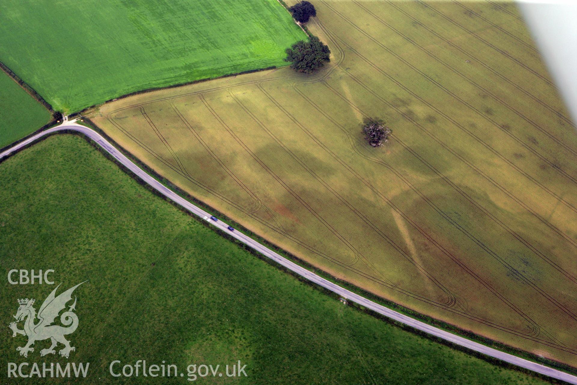 RCAHMW colour oblique photograph of the Forden Gaer to Trefeglwys section of Roman Road. Taken by Toby Driver on 24/07/2008.