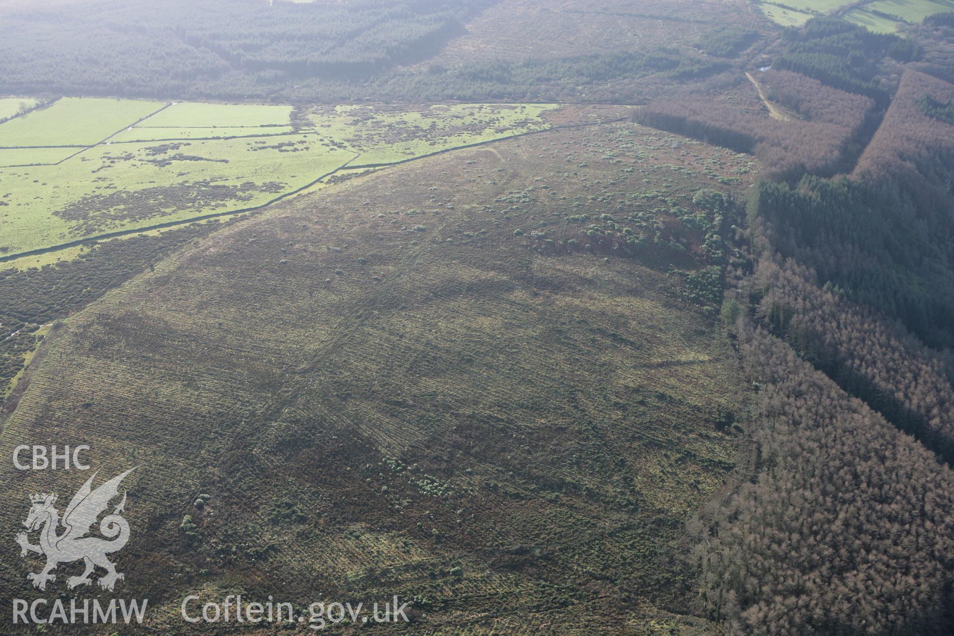 RCAHMW colour oblique photograph of Mynydd Graig-Lwyd landscape to the north of Fagwr-Fran Settlement Features and Field System. Taken by Toby Driver on 15/12/2008.