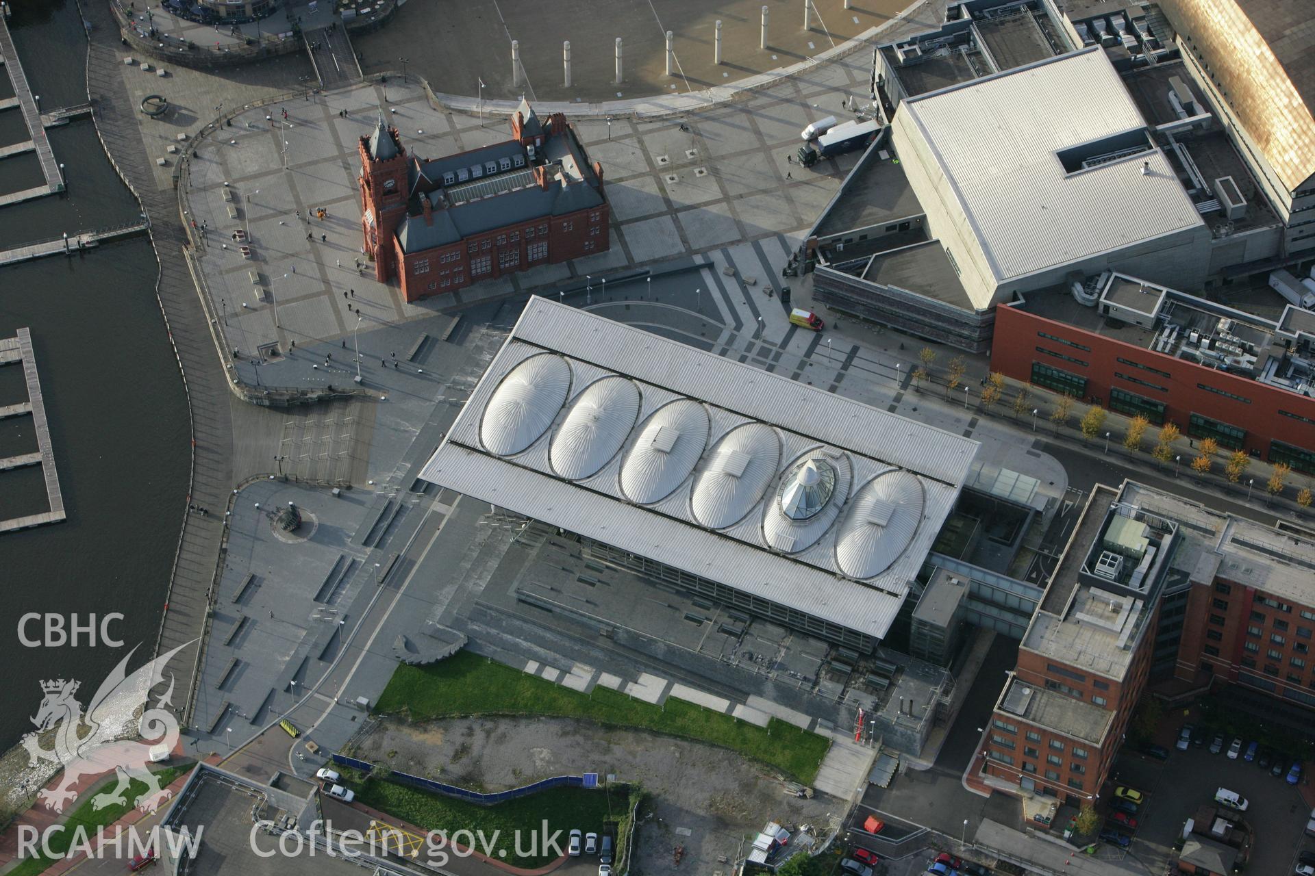 RCAHMW colour oblique photograph of Senedd Assembly Building, National Assembly for Wales, Cardiff. Taken by Toby Driver on 12/11/2008.