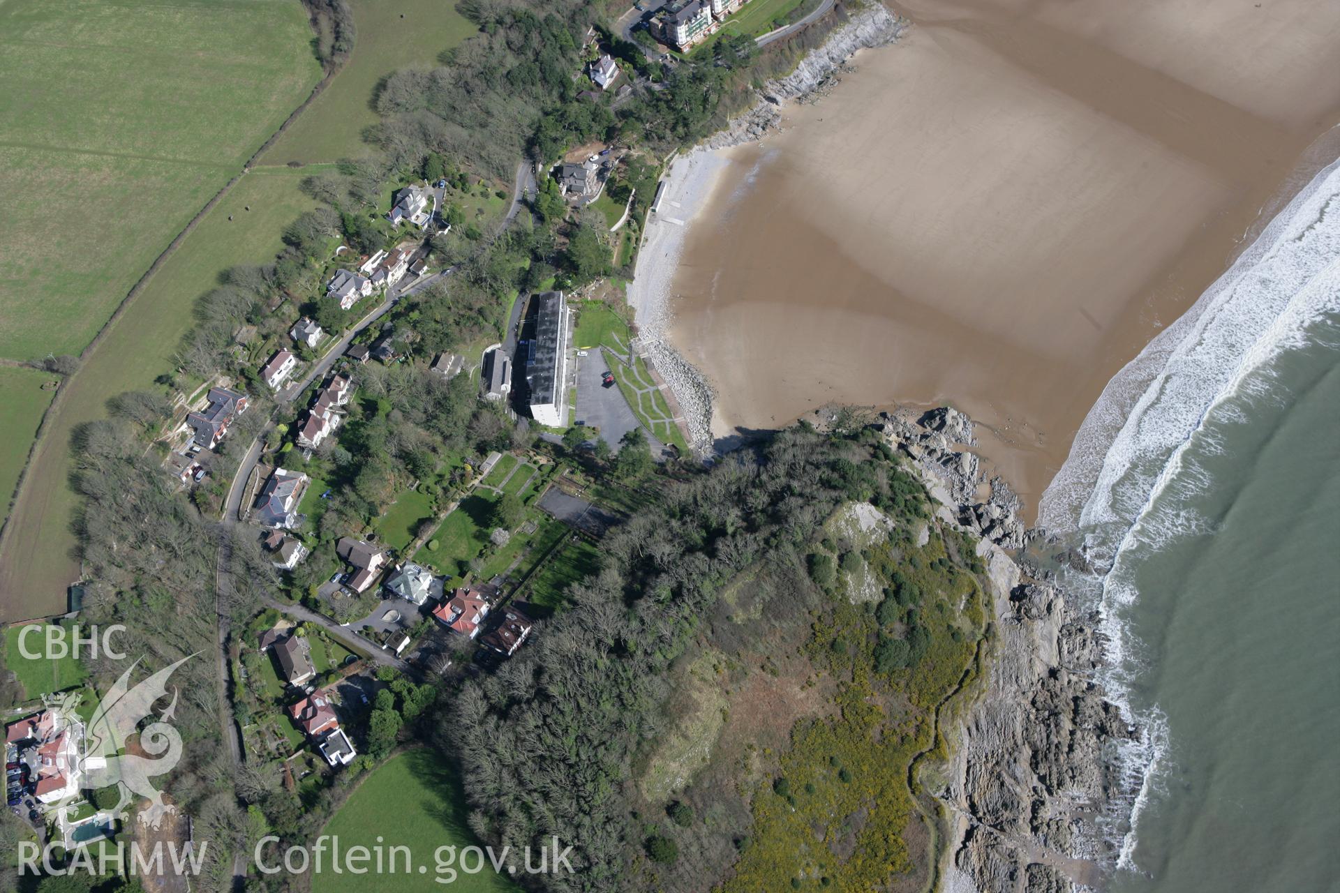 RCAHMW colour oblique photograph of Caswell Cliff Fort. Taken by Toby Driver on 04/03/2008.