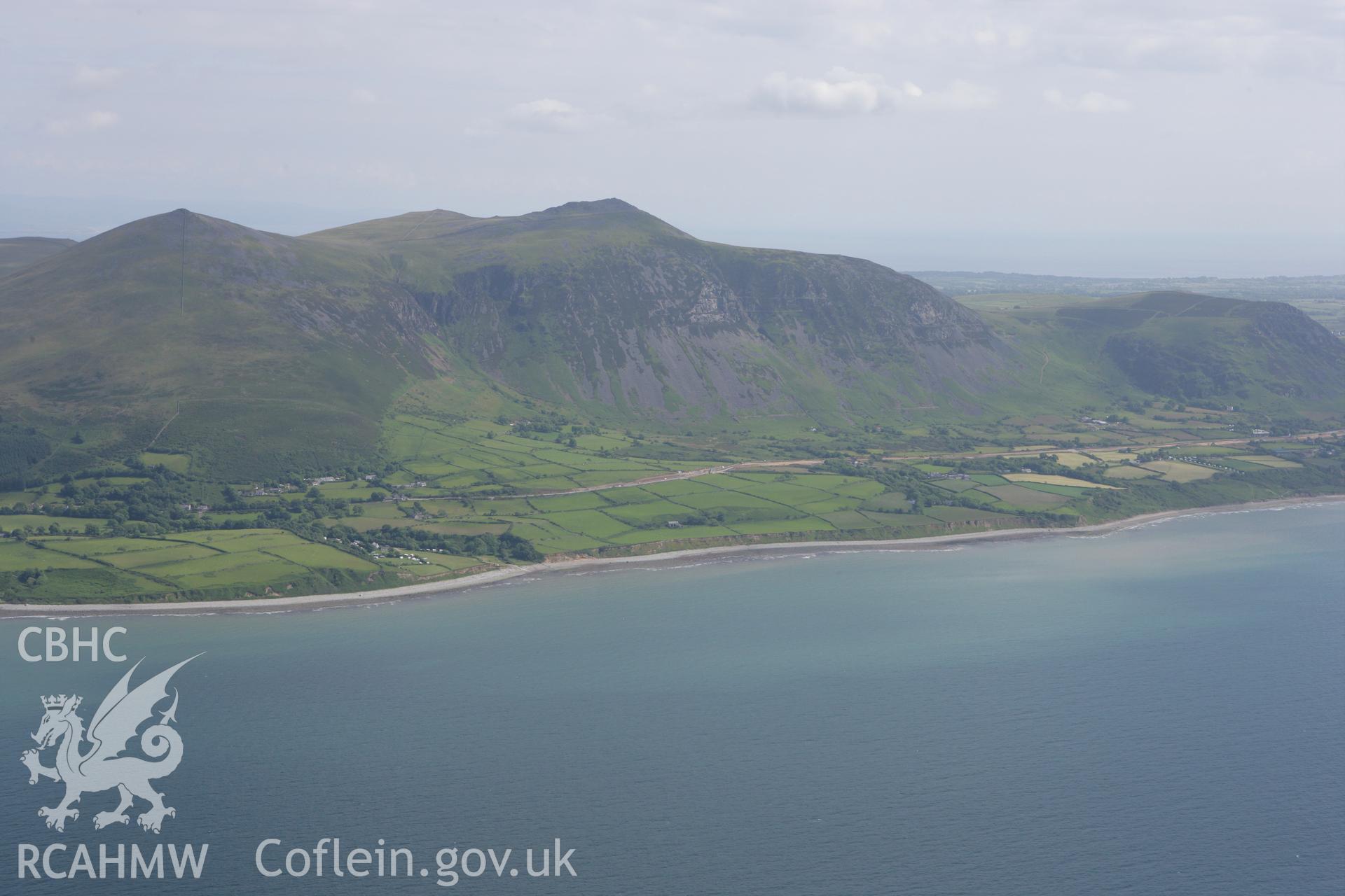 RCAHMW colour oblique photograph of view looking east towards Gyrn Goch and Gryn Ddu, Llyn Penisula. Taken by Toby Driver on 13/06/2008.