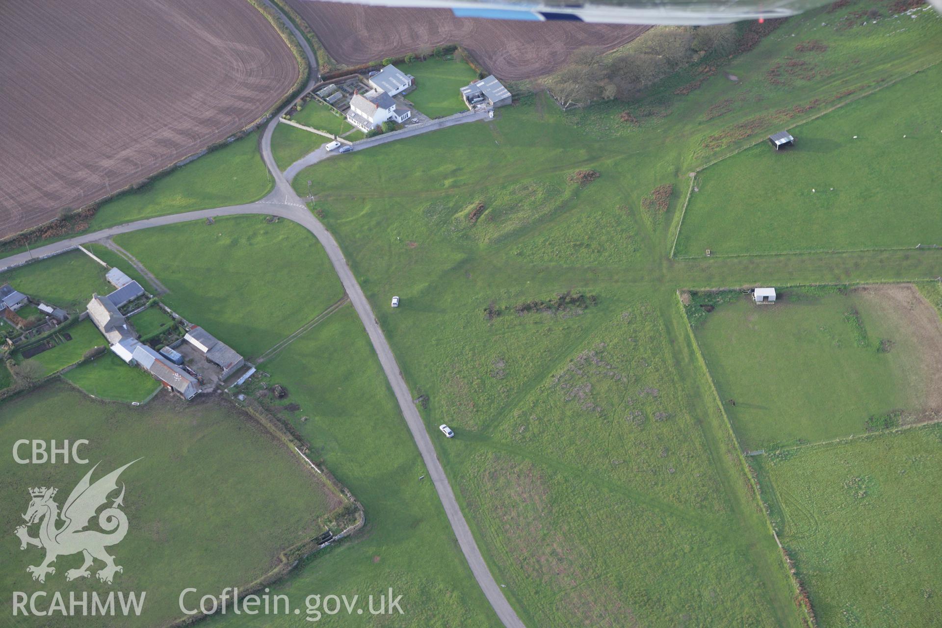 RCAHMW colour oblique photograph of Heol-y-Mynydd Pillow Mounds. Taken by Toby Driver on 12/11/2008.