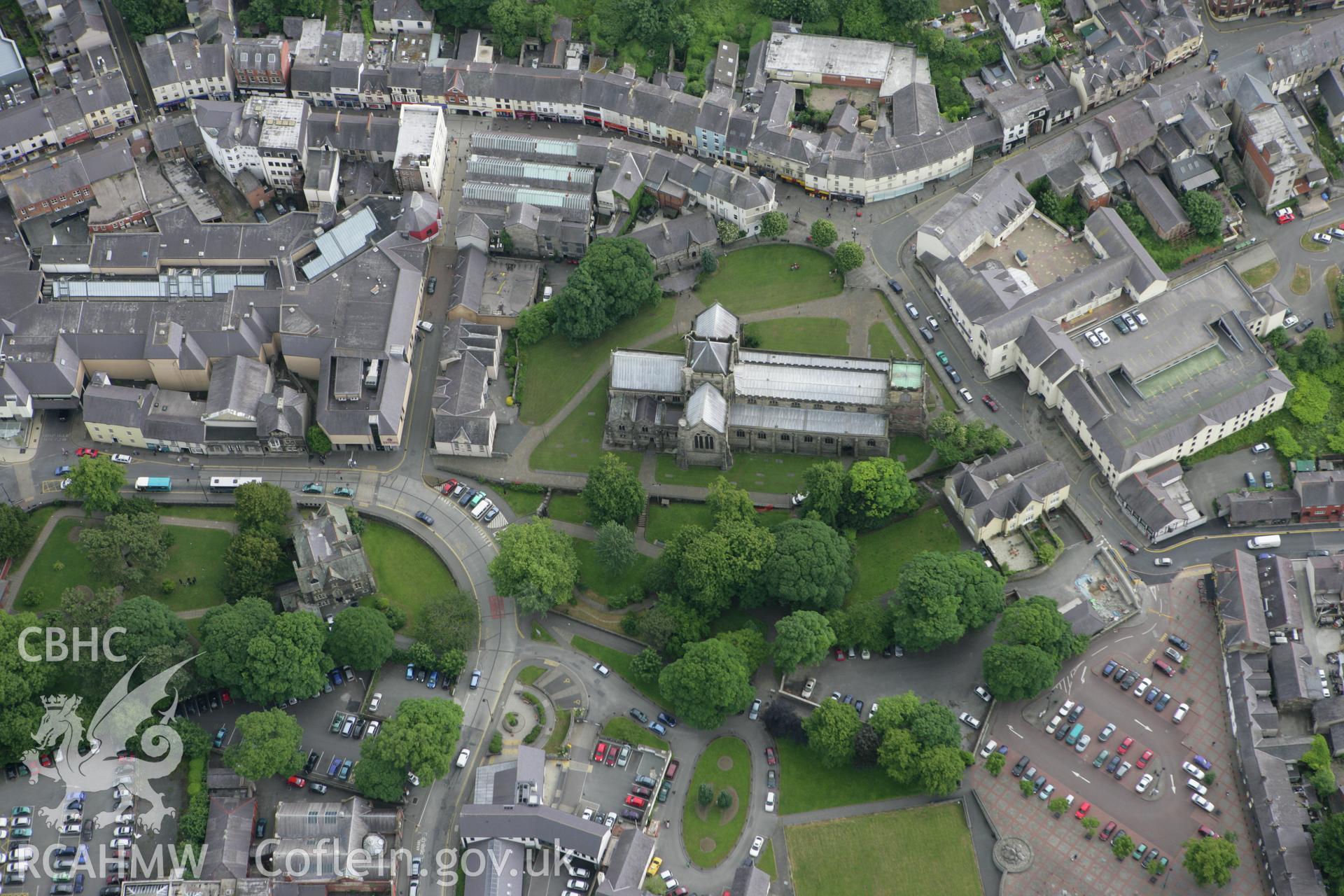 RCAHMW colour oblique photograph of St Deiniol's Cathedral (Bangor Cathedral), Bangor. Taken by Toby Driver on 13/06/2008.