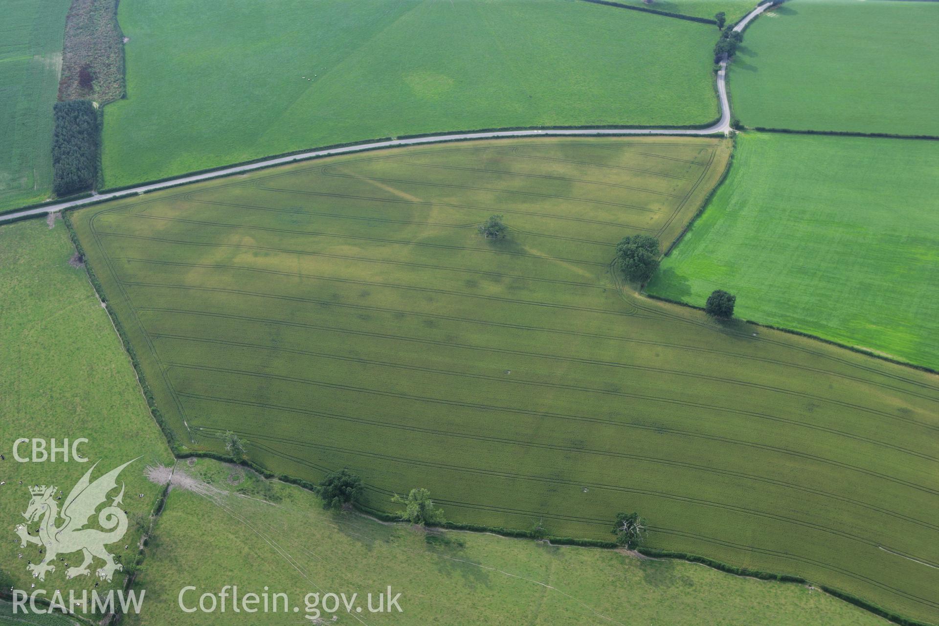 RCAHMW colour oblique photograph of the Forden Gaer to Trefeglwys section of Roman Road. Taken by Toby Driver on 24/07/2008.