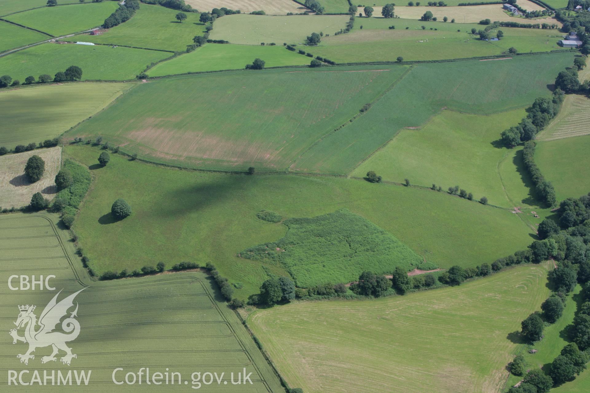 RCAHMW colour oblique photograph of Gaer, south-west of Trellech Cross. Taken by Toby Driver on 21/07/2008.