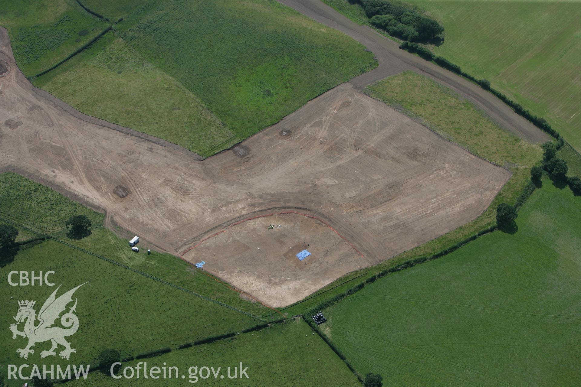 RCAHMW colour oblique photograph of Mosshall Neolithic Settlement, Gresford, under excavation by Clwyd Powys Archaeological Trust. Taken by Toby Driver on 01/07/2008.