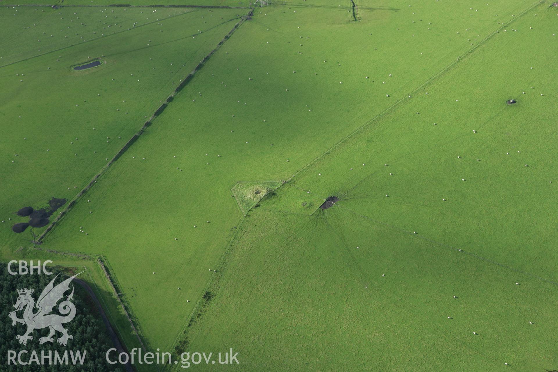 RCAHMW colour oblique photograph of Ergyd Isaf Barrows. Taken by Toby Driver on 16/10/2008.