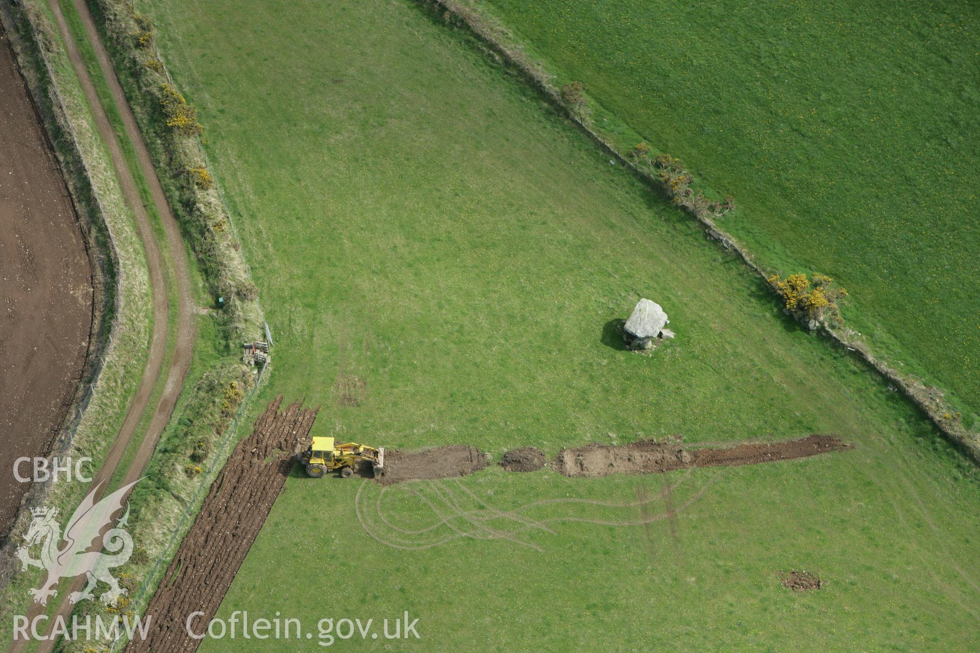 RCAHMW colour oblique photograph of Llech-y-trybedd Burial Chamber. Taken by Toby Driver on 24/04/2008.