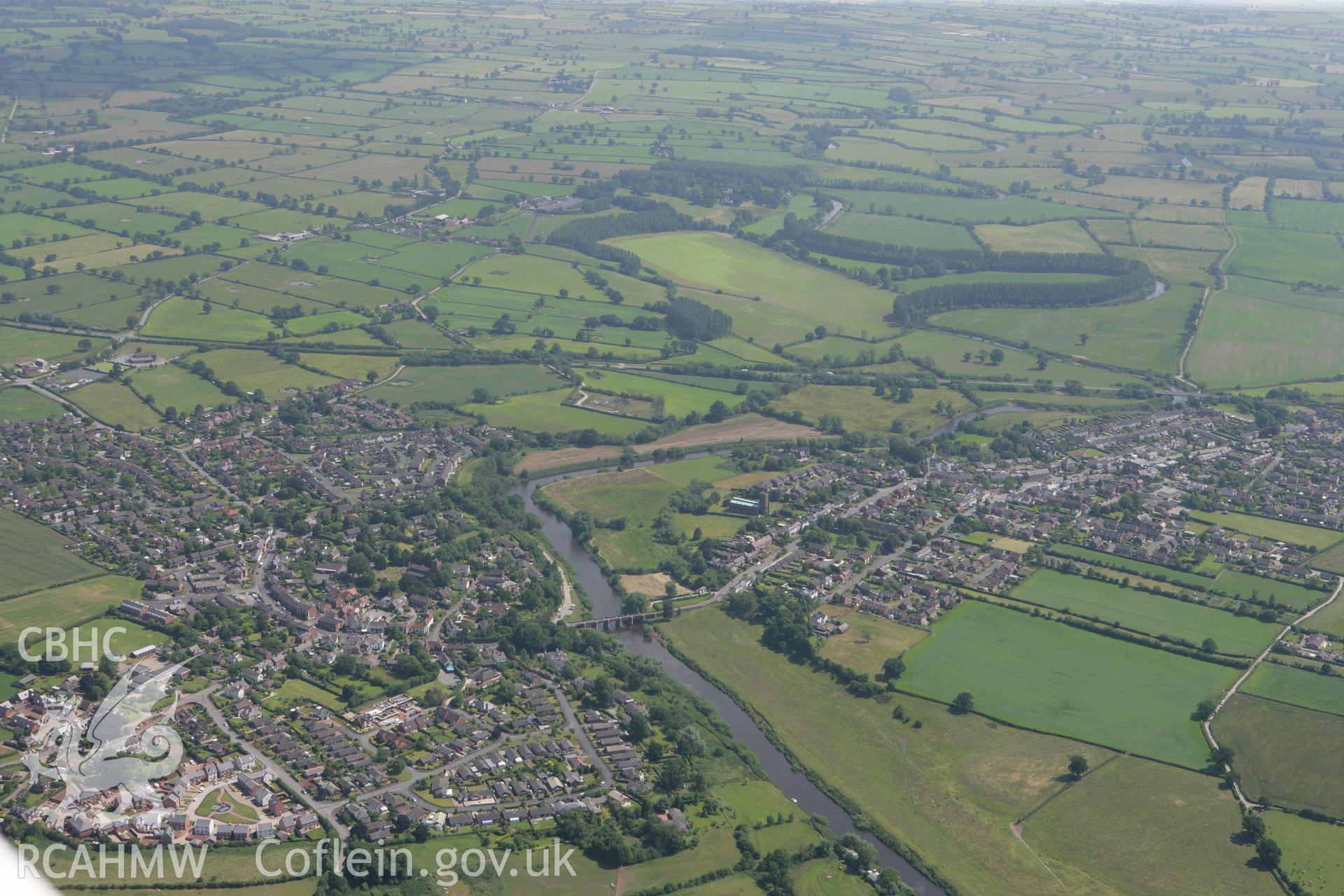 RCAHMW colour oblique photograph of Holt town and bridge, from the west. Taken by Toby Driver on 01/07/2008.