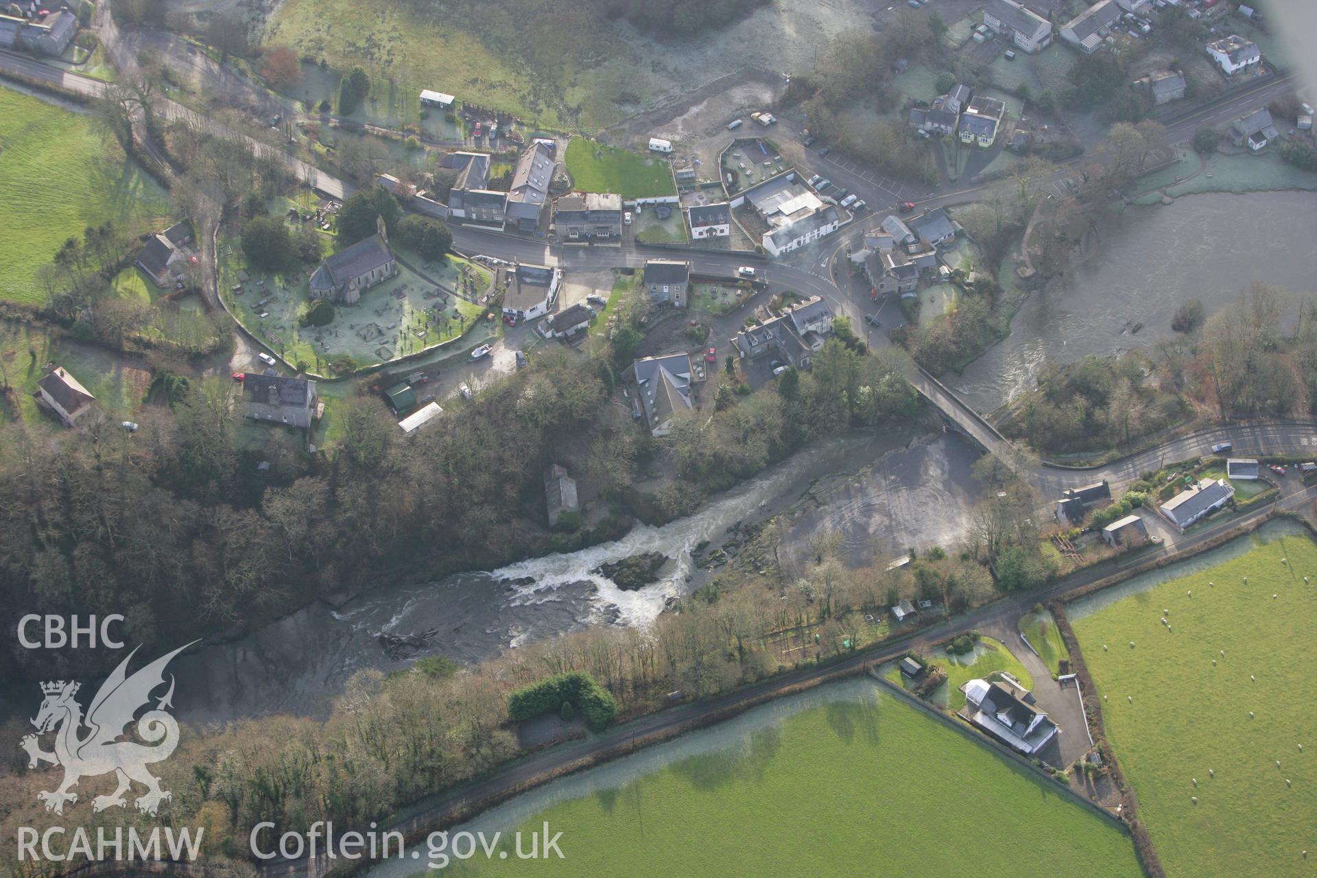 RCAHMW colour oblique photograph of Cenarth Bridge. Taken by Toby Driver on 15/12/2008.