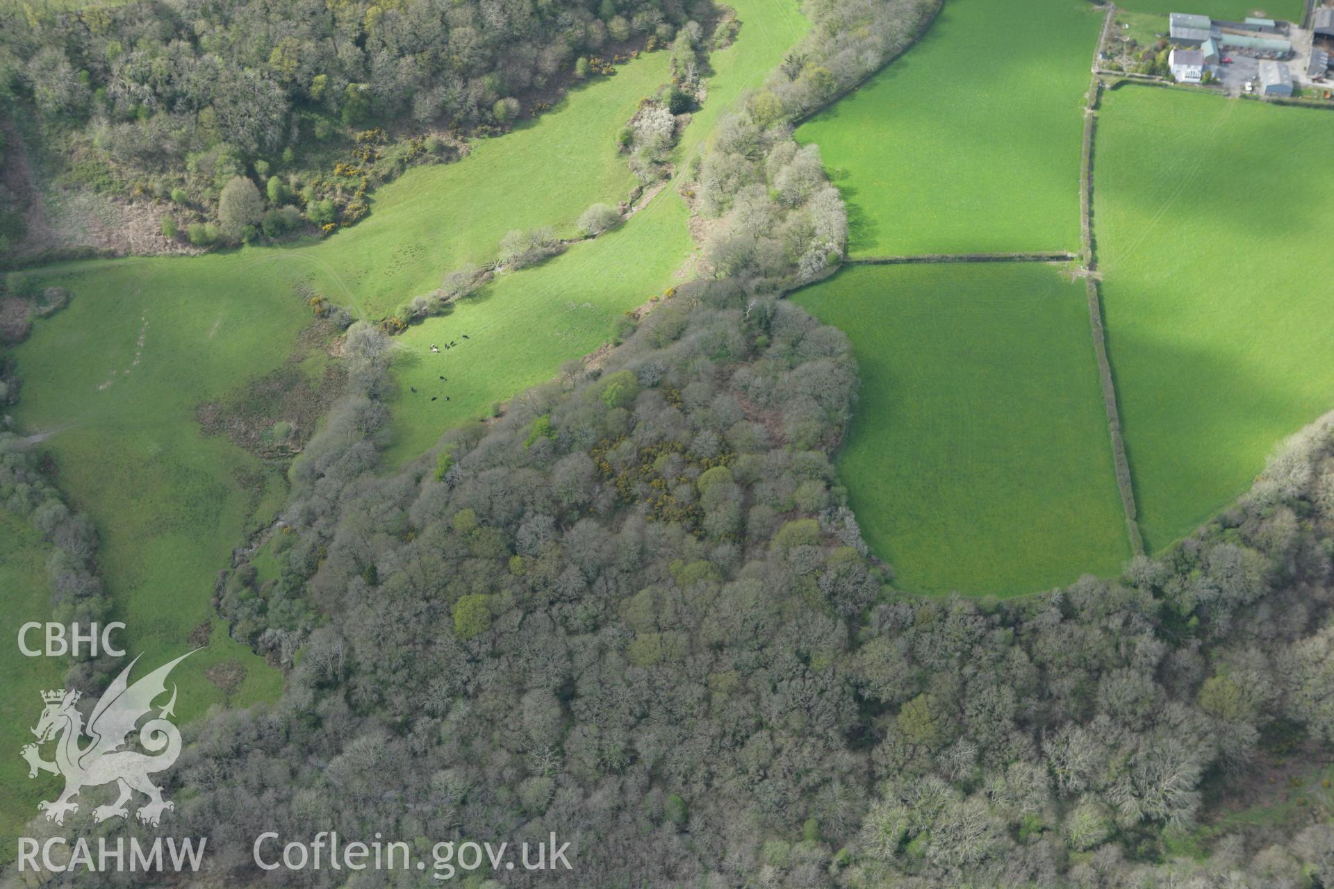 RCAHMW colour oblique photograph of Castell Felinganol. Taken by Toby Driver on 24/04/2008.