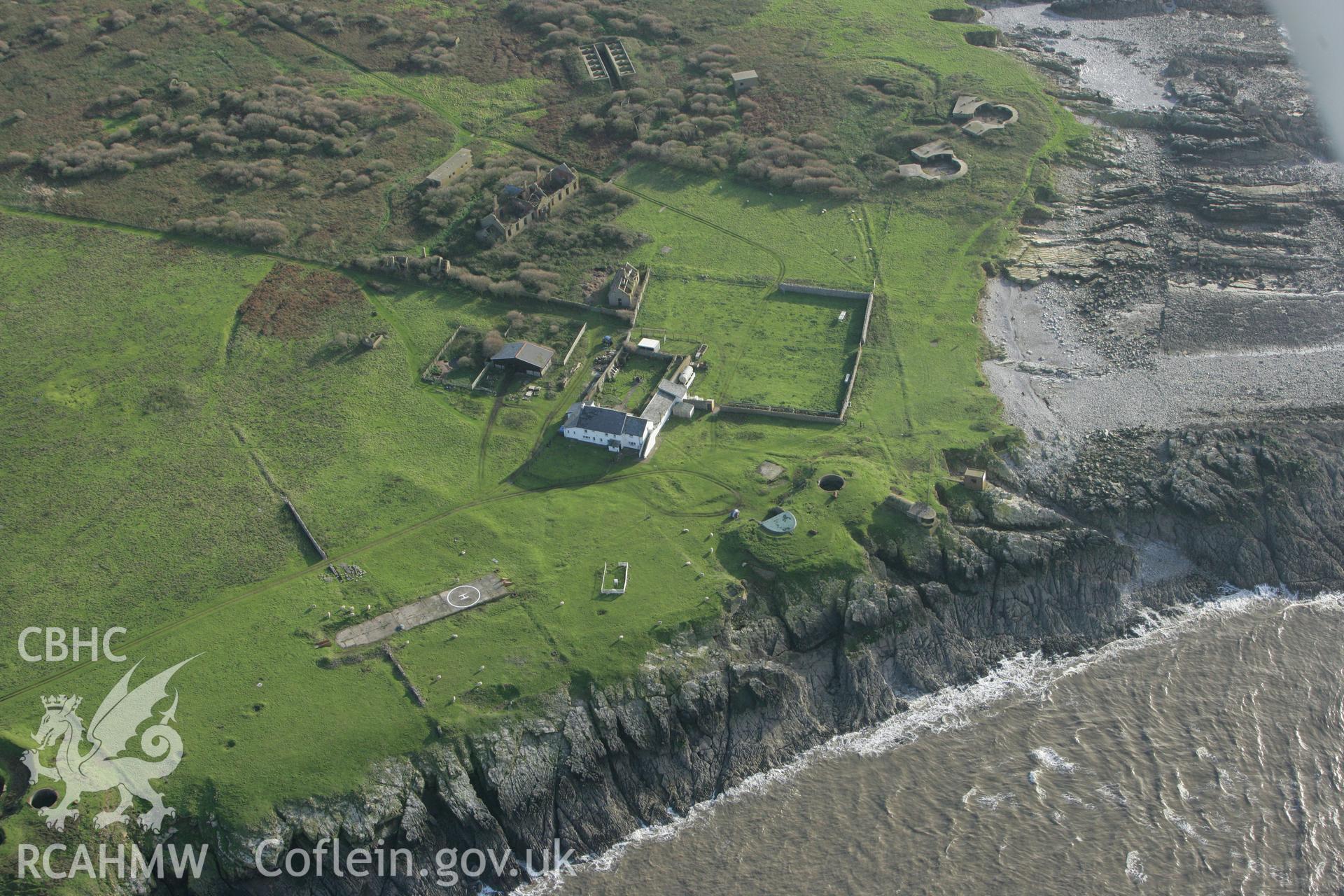 RCAHMW colour oblique photograph of Flat Holm Grange with Coastal and Anti-aircraft Defences, Flat Holm. Taken by Toby Driver on 12/11/2008.