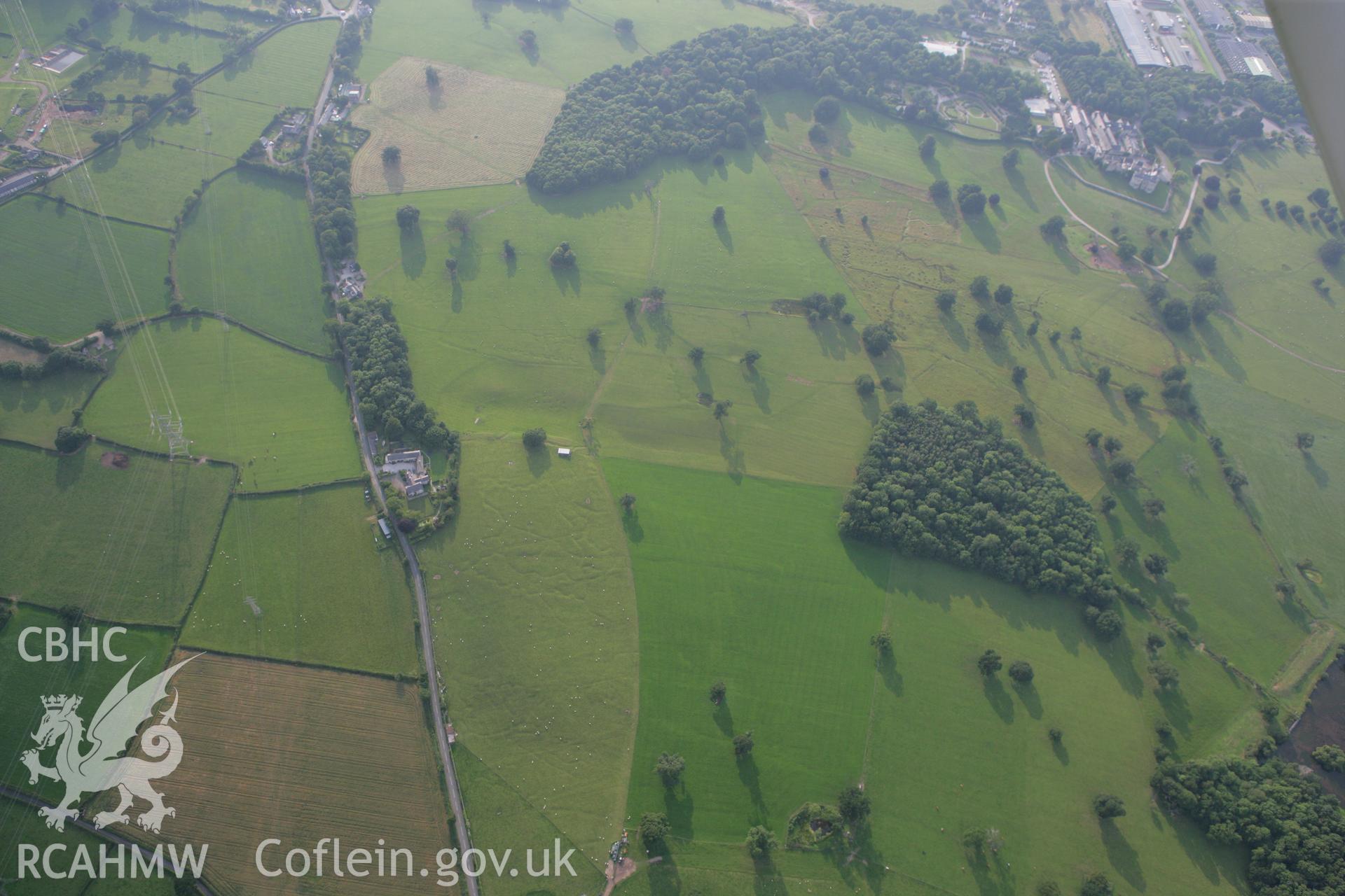 RCAHMW colour oblique photograph of Bodelwyddan Park Army Practice Trenches. Taken by Toby Driver on 24/07/2008.