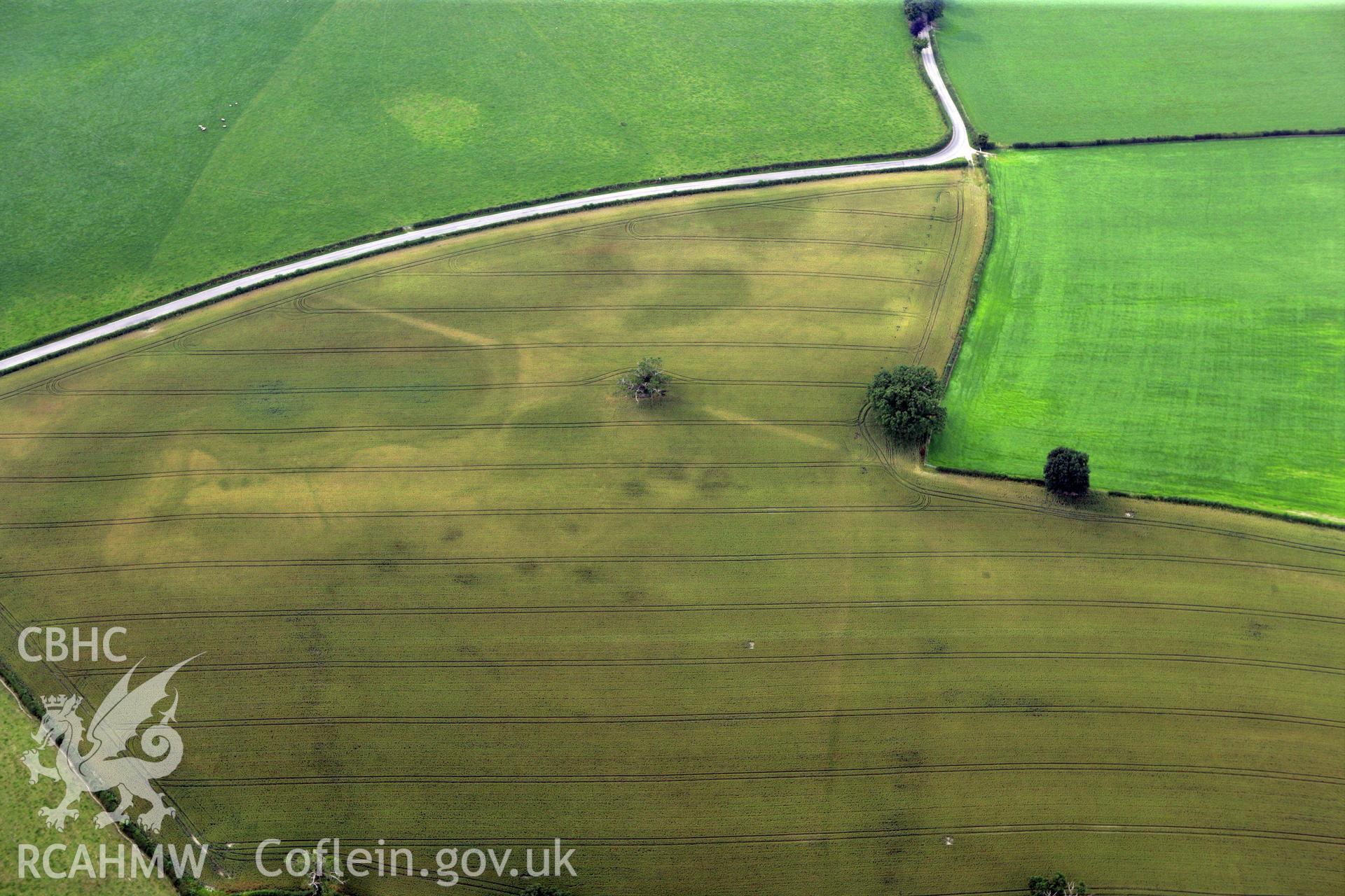 RCAHMW colour oblique photograph of the Forden Gaer to Trefeglwys section of Roman Road. Taken by Toby Driver on 24/07/2008.