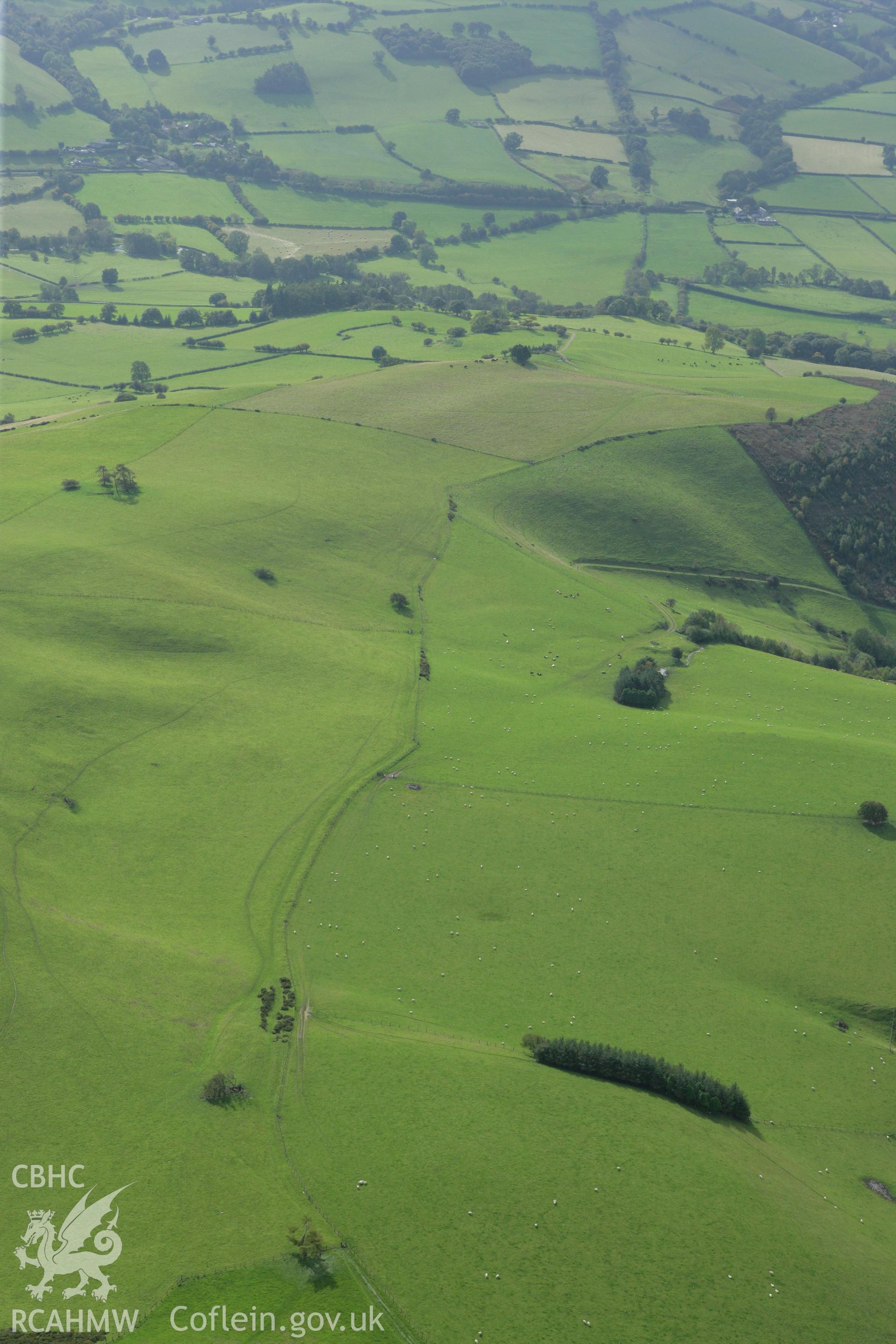 RCAHMW colour oblique photograph of Offa's Dyke, section 1125m SW of Gilfach Wood. Taken by Toby Driver on 10/10/2008.