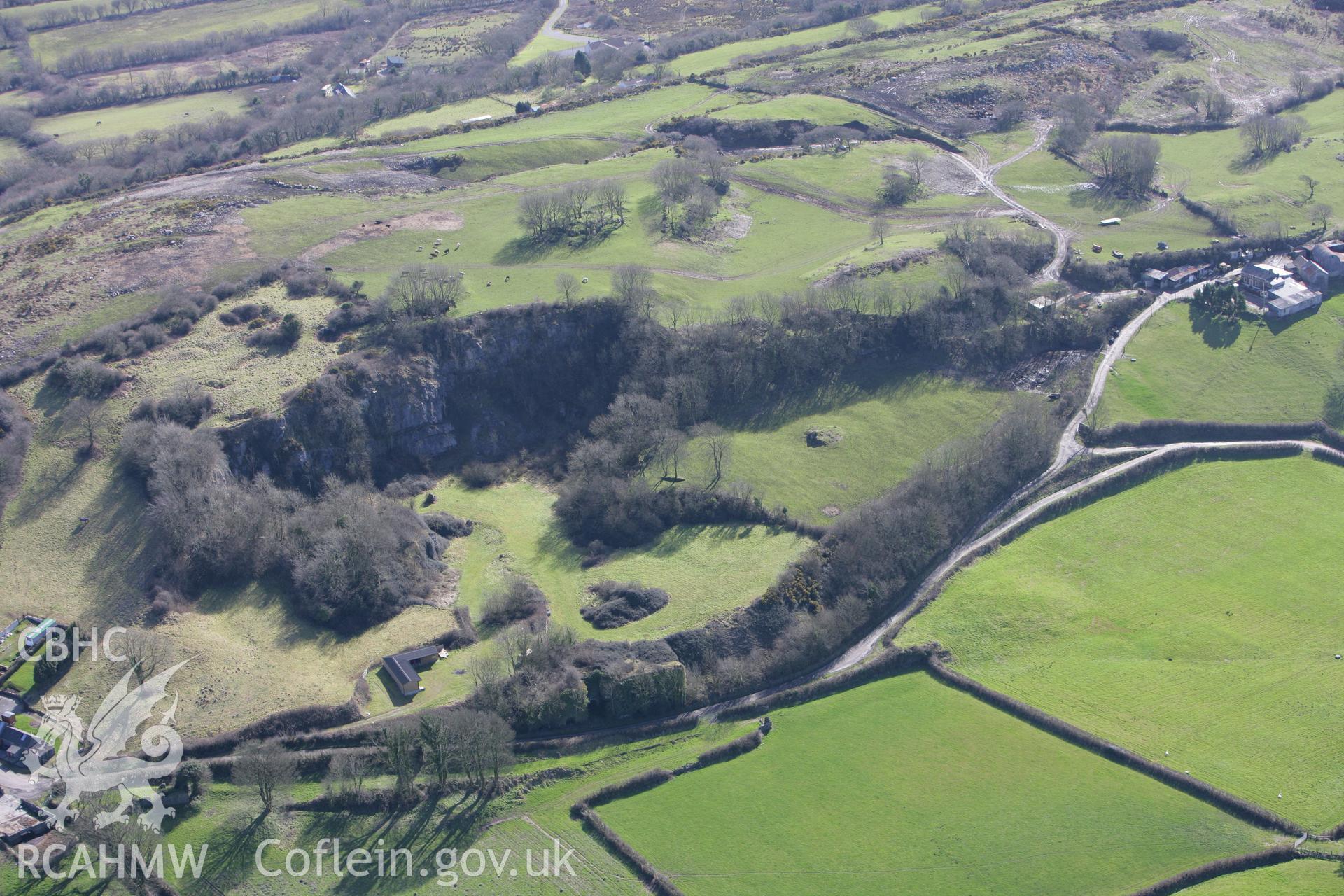 RCAHMW colour oblique photograph of Limekilns at Penymynydd, Pedair Heol. Taken by Toby Driver on 04/03/2008.