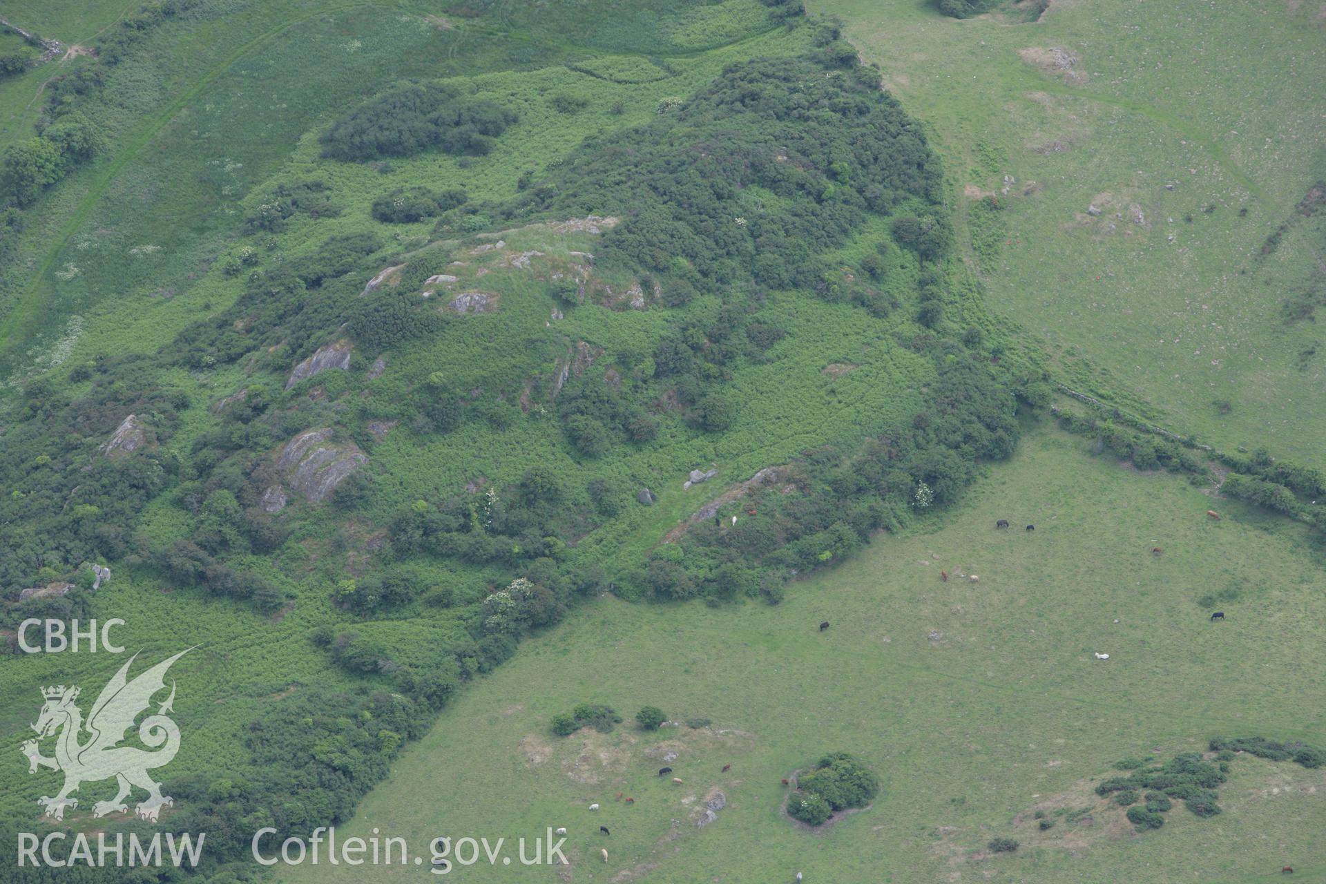 RCAHMW colour oblique photograph of Din Dryfol Burial Chamber, Aberffraw. Taken by Toby Driver on 13/06/2008.