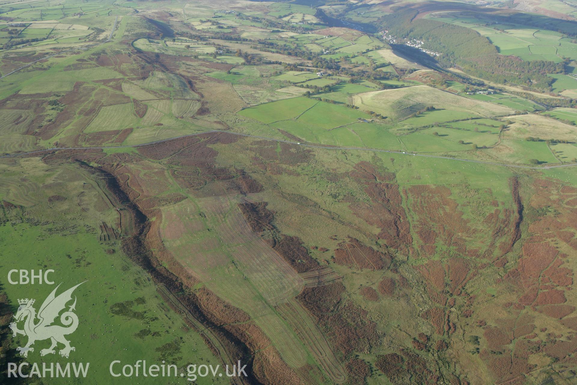 RCAHMW colour oblique photograph of landscape looking north over Fforest Gladwys Practice Camp, Gelli-gaer Common. Taken by Toby Driver on 16/10/2008.