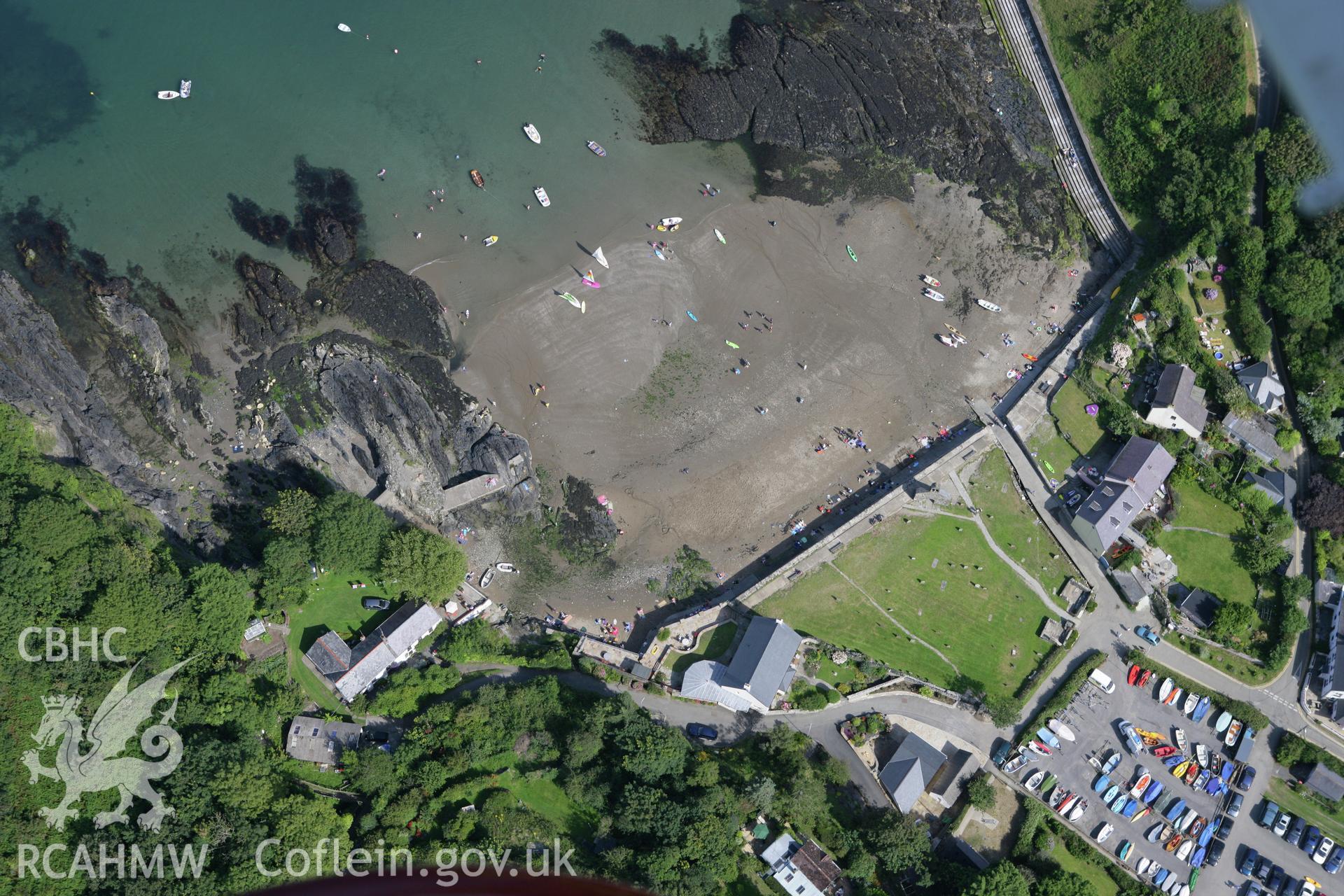 RCAHMW colour oblique photograph of Cwm yr Eglyws; Dinas Harbour. Taken by Toby Driver on 01/08/2007.