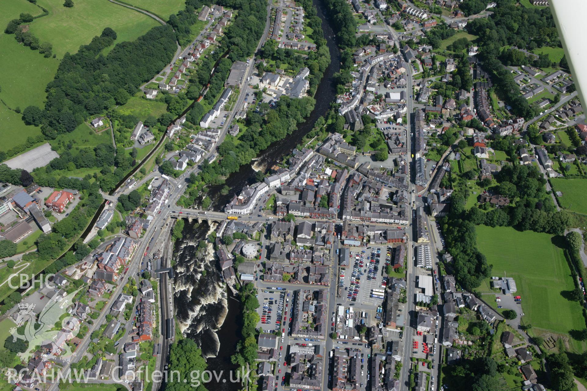 RCAHMW colour oblique aerial photograph of Llangollen. Taken on 24 July 2007 by Toby Driver