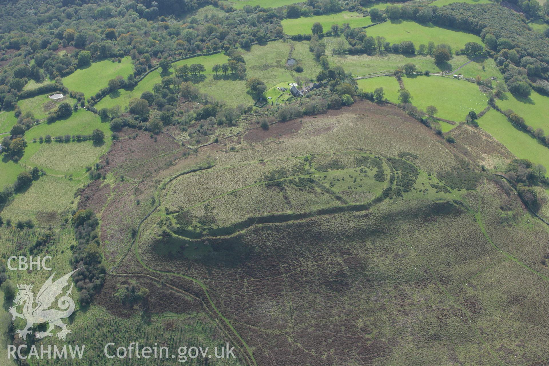 RCAHMW colour oblique photograph of Twyn-y-gaer Camp. Taken by Toby Driver on 10/10/2008.