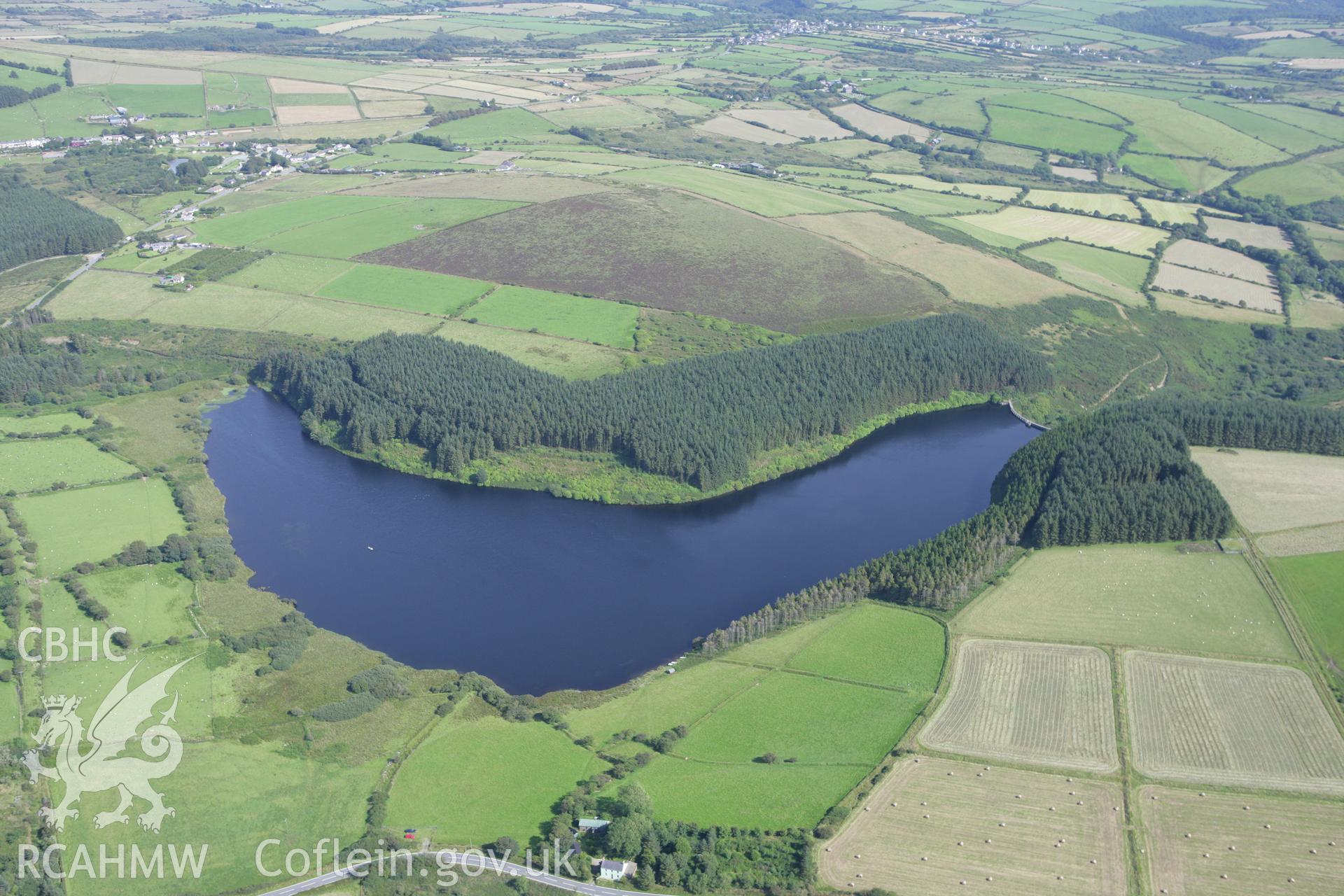 RCAHMW colour oblique photograph of Rosebush reservoir,. Taken by Toby Driver on 01/08/2007.