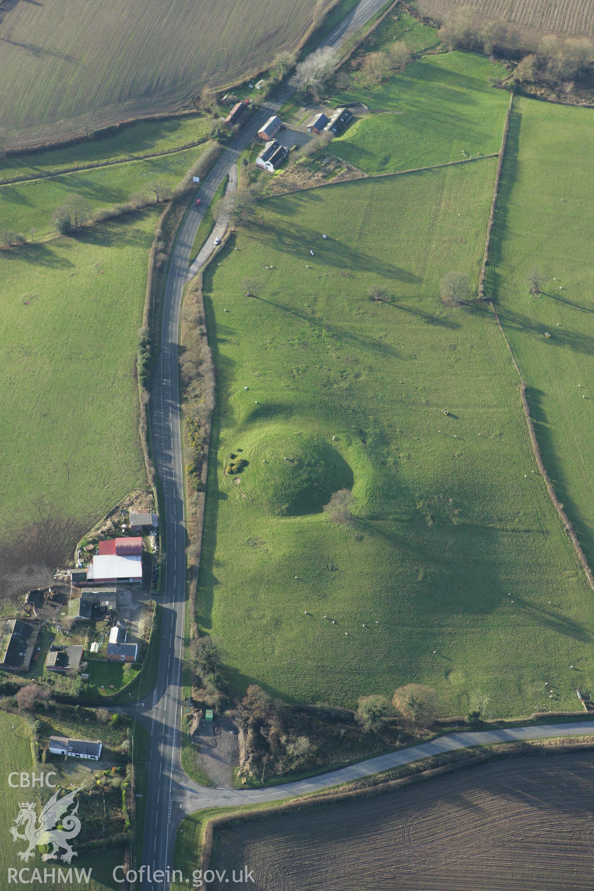 RCAHMW colour oblique photograph of Mount Cop, castle. Taken by Toby Driver on 11/12/2007.